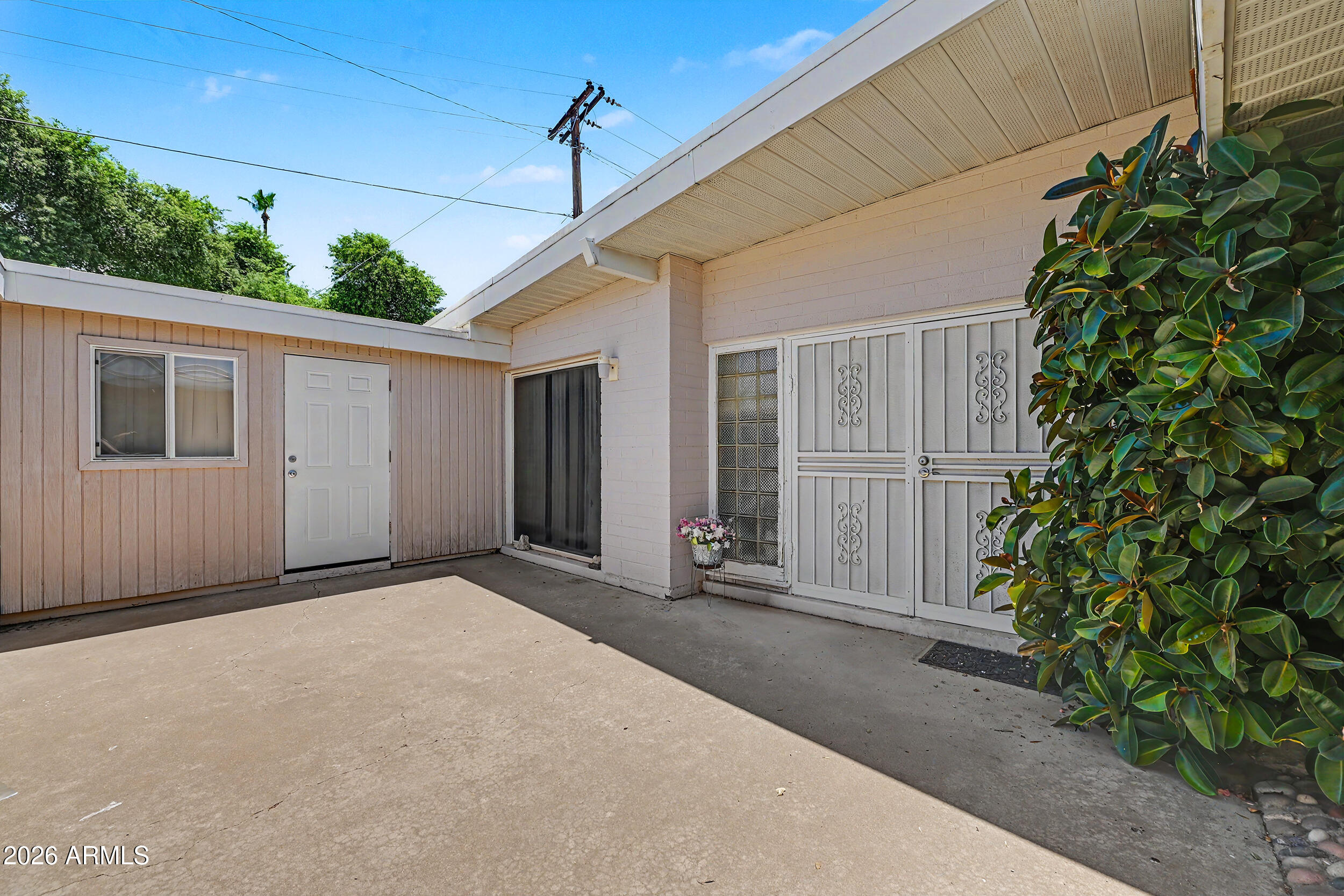 2210 N 74TH Street