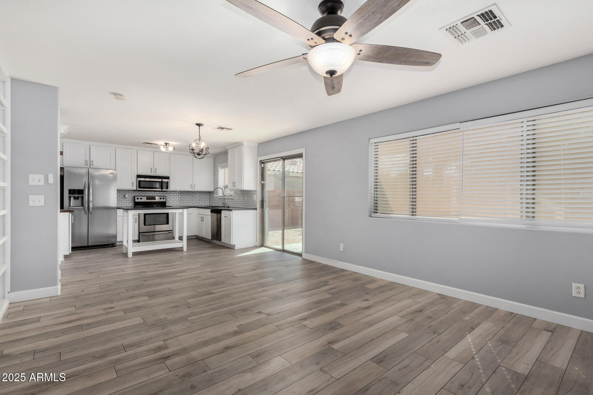 22694 N KENNEDY Drive