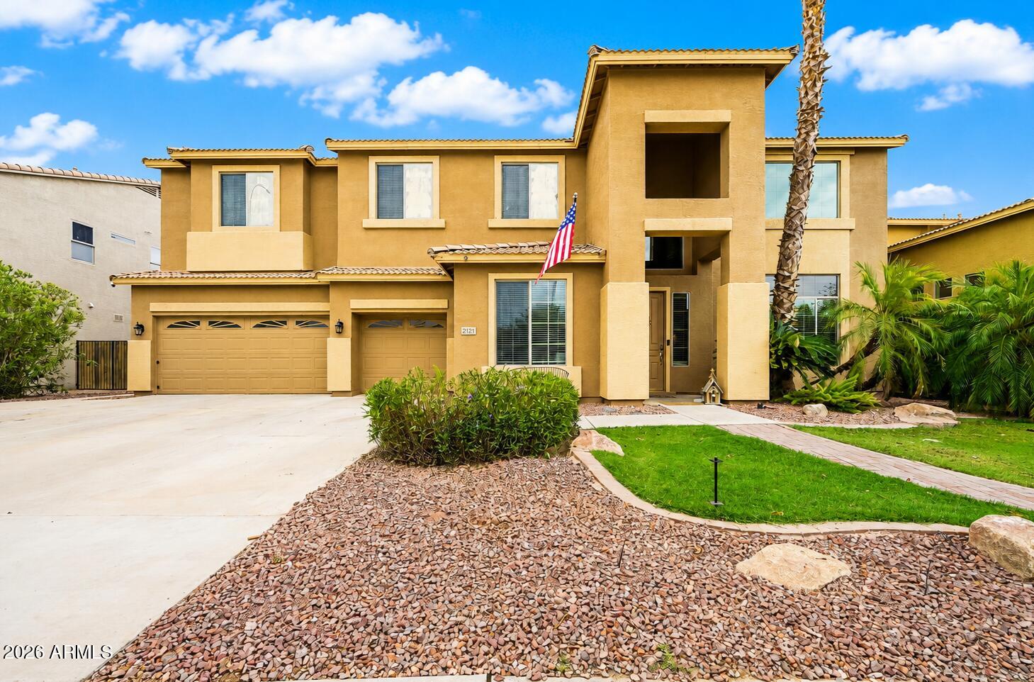 2121 E PALM BEACH Drive