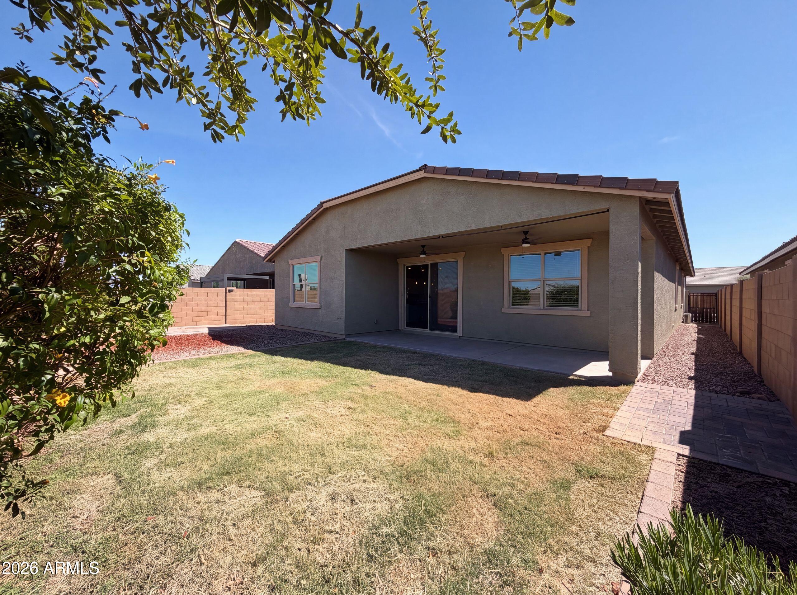 19914 N LAUREN Road
