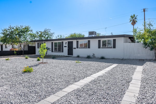 4230 N 49TH DR, PHOENIX, AZ 85031 - Image 6e726d57956e8d0ea2091efd7f13c5ef/3787100027