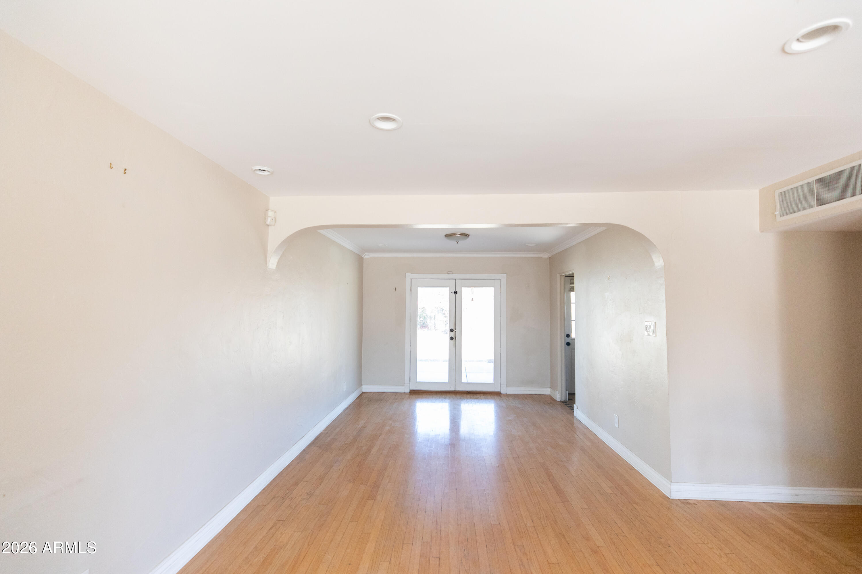 2514 E TURNEY Avenue