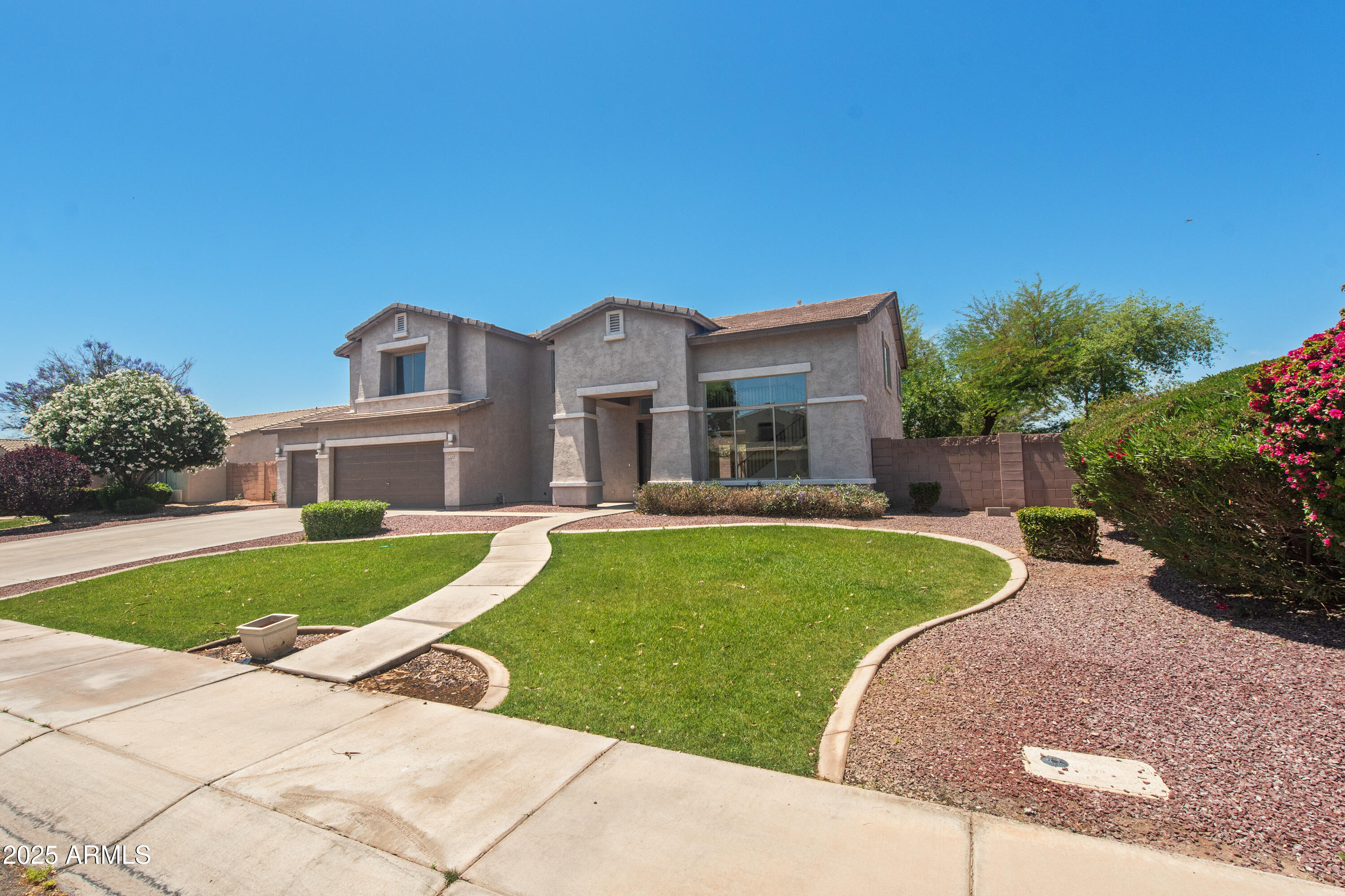 2036 S RESEDA Court
