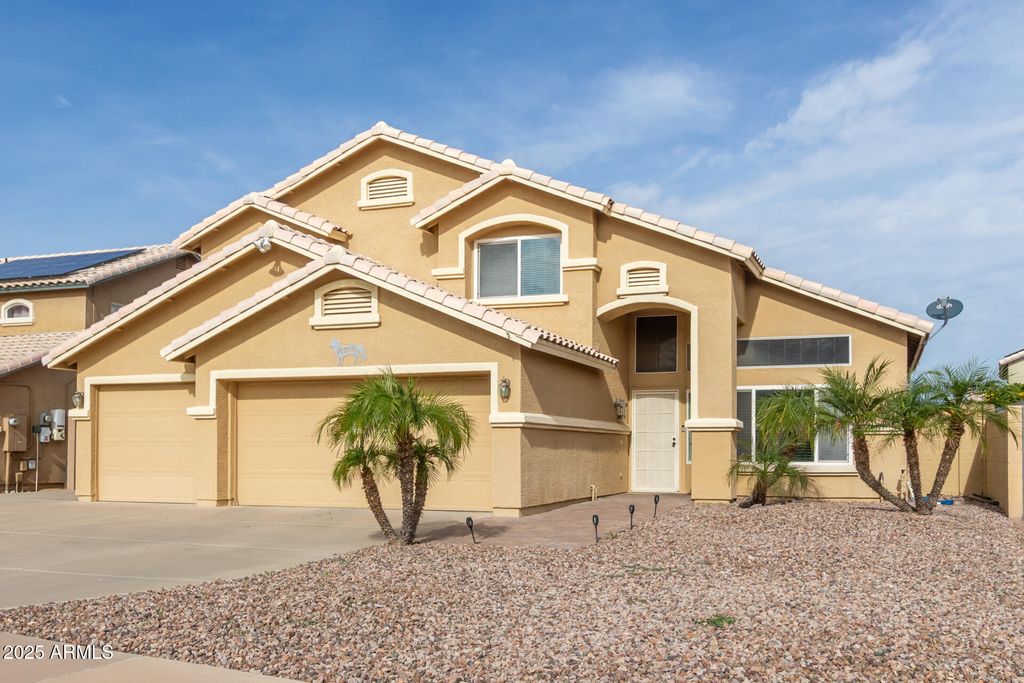 Photo of 10866 W Adam Avenue, Peoria, AZ 85373 (MLS # 6963382)