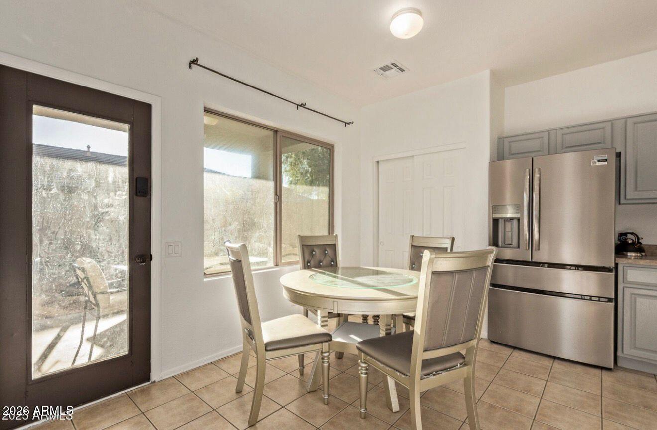 9171 W BERKELEY Road