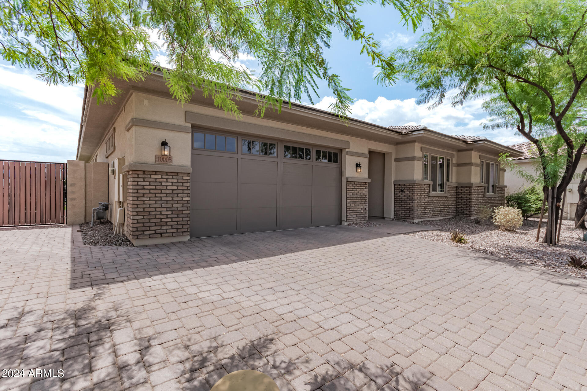 10005 W Spur Drive