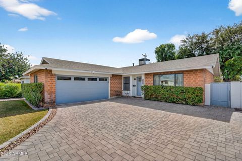 Photo of 8455 E Vista Drive, Scottsdale, AZ 85250 (MLS # 6988658)
