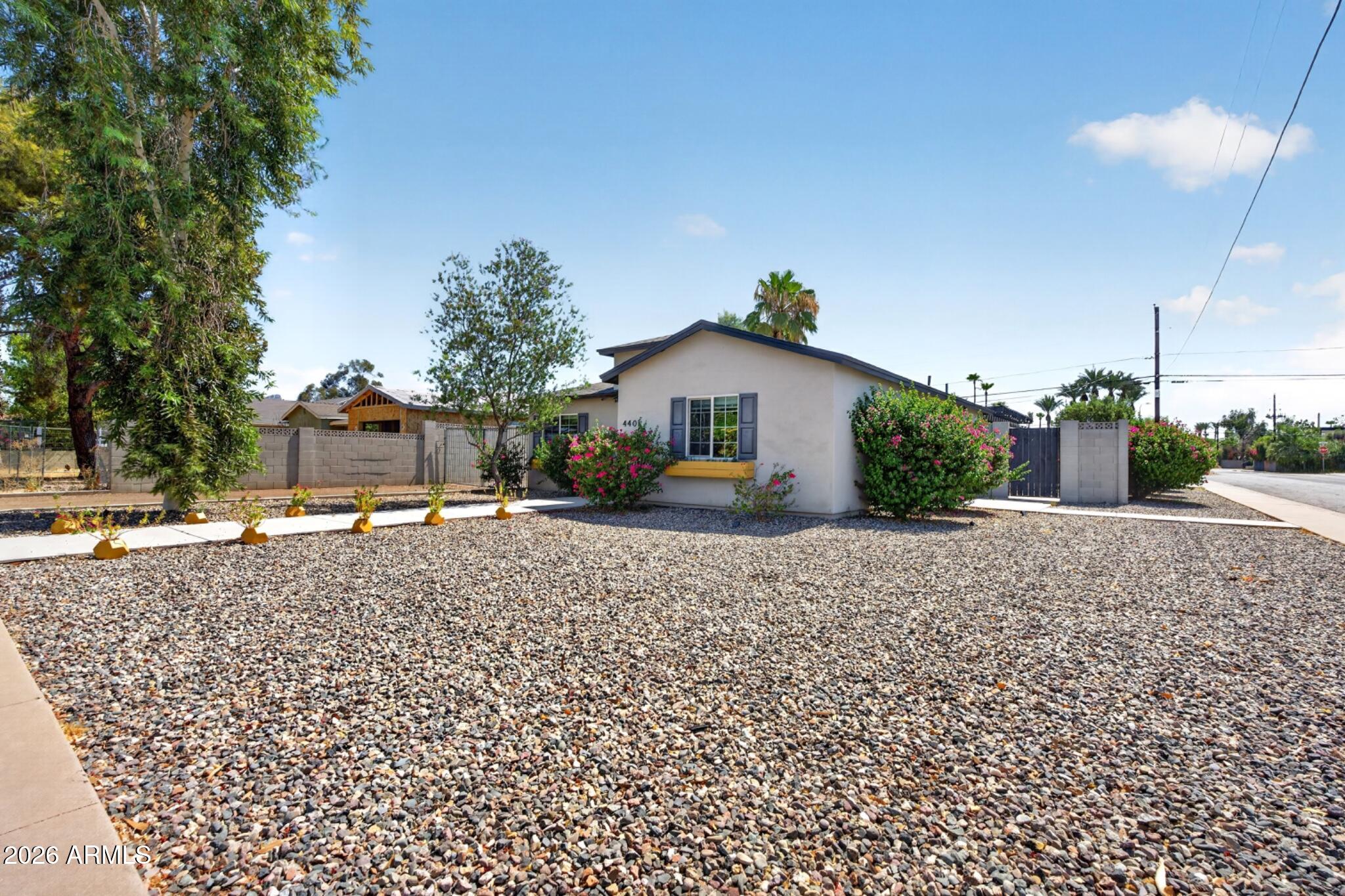 4401 N 19TH Place