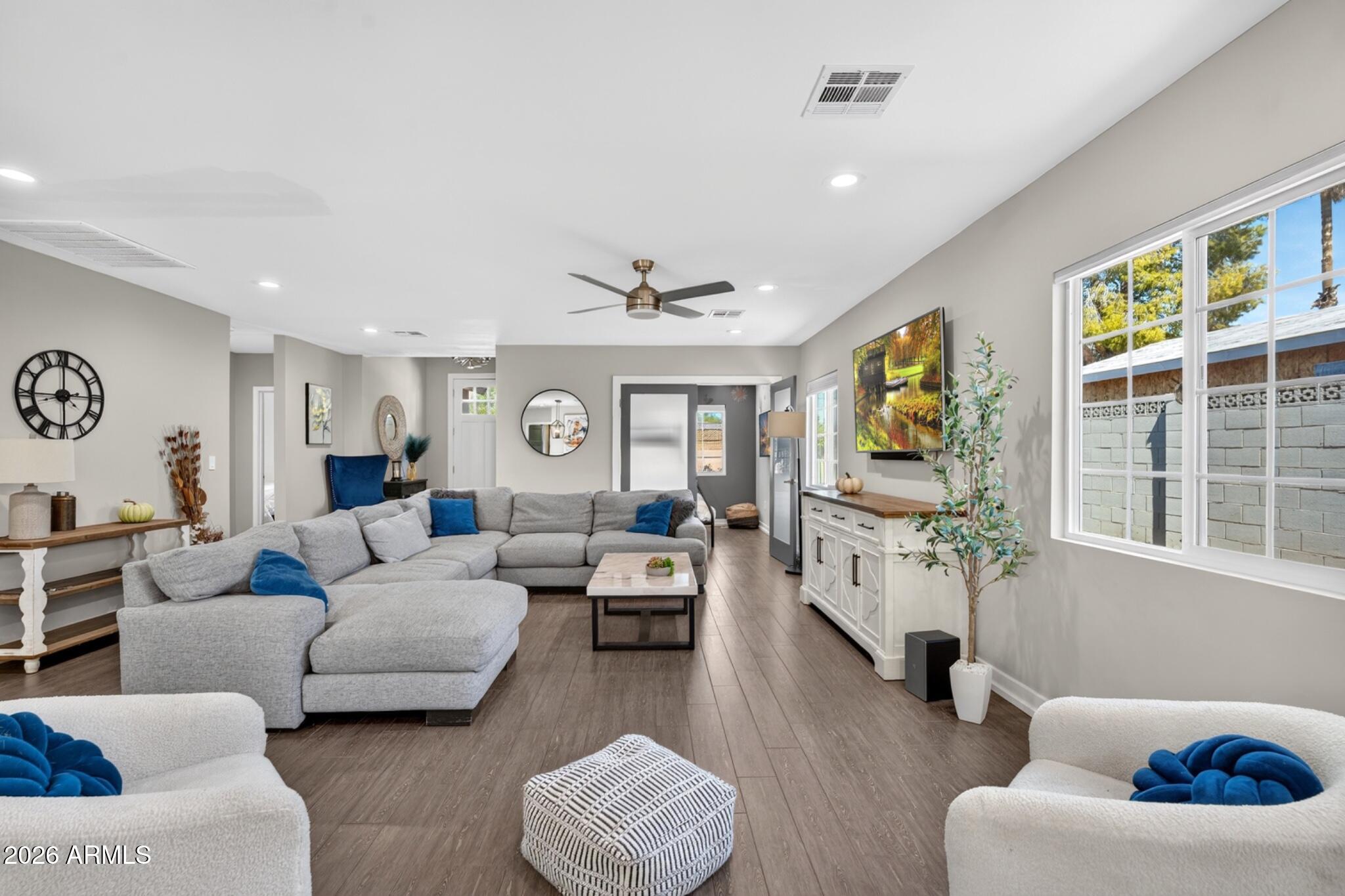 4401 N 19TH Place