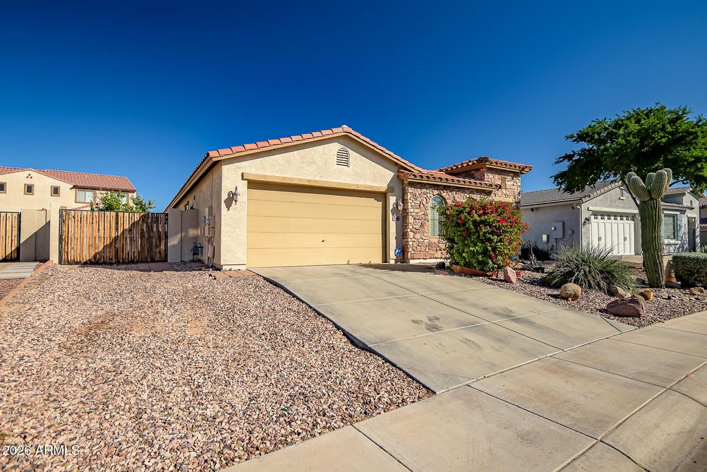 Photo of 29571 N 69th Drive, Peoria, AZ 85383 (MLS # 6968064)
