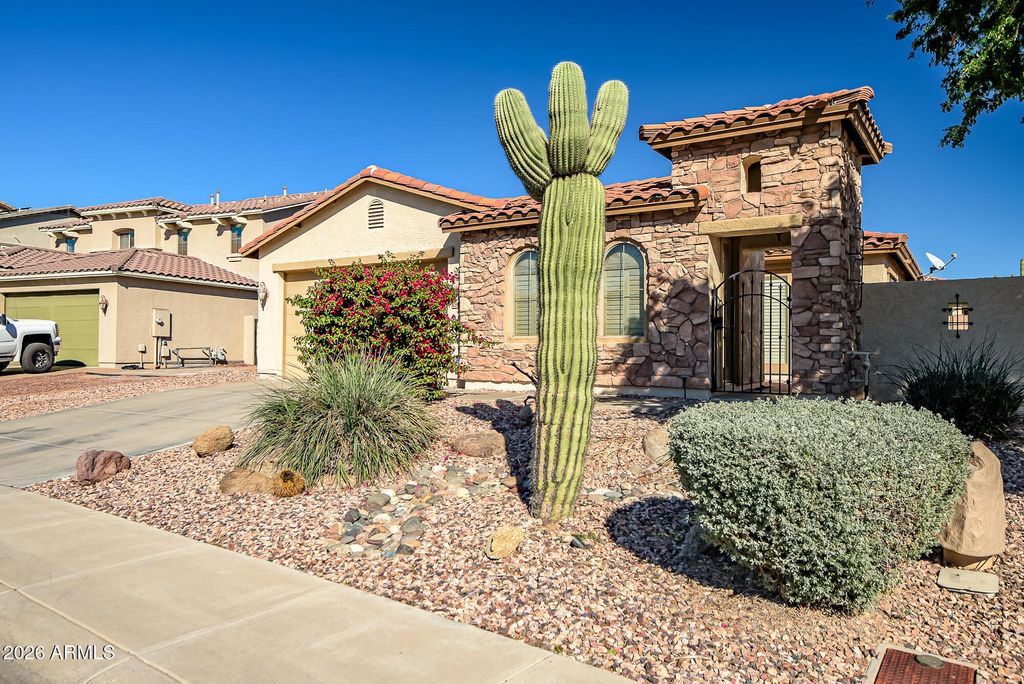 Photo of 29571 N 69th Drive, Peoria, AZ 85383 (MLS # 6968064)