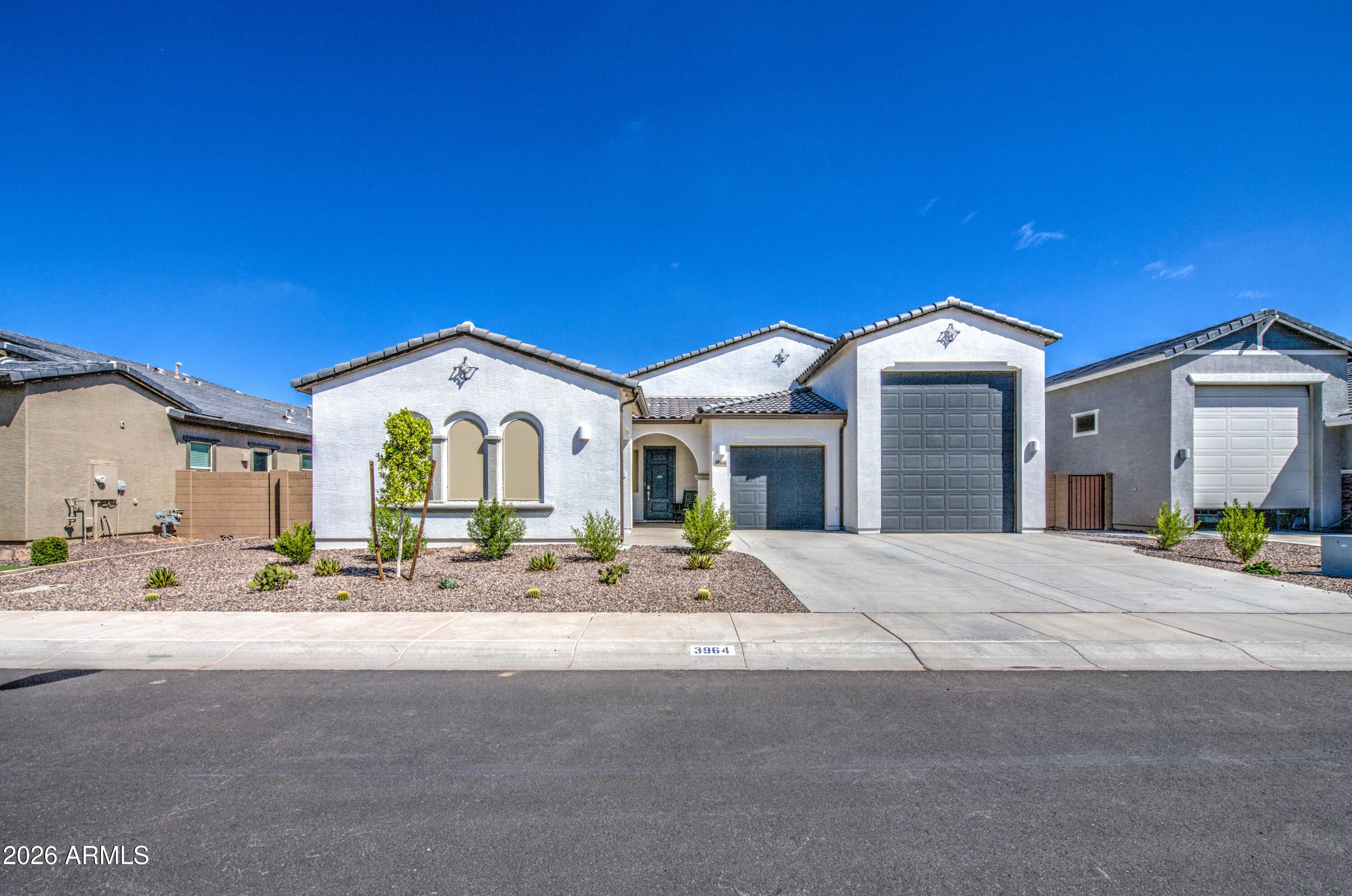 3964 E KENLEY Lane