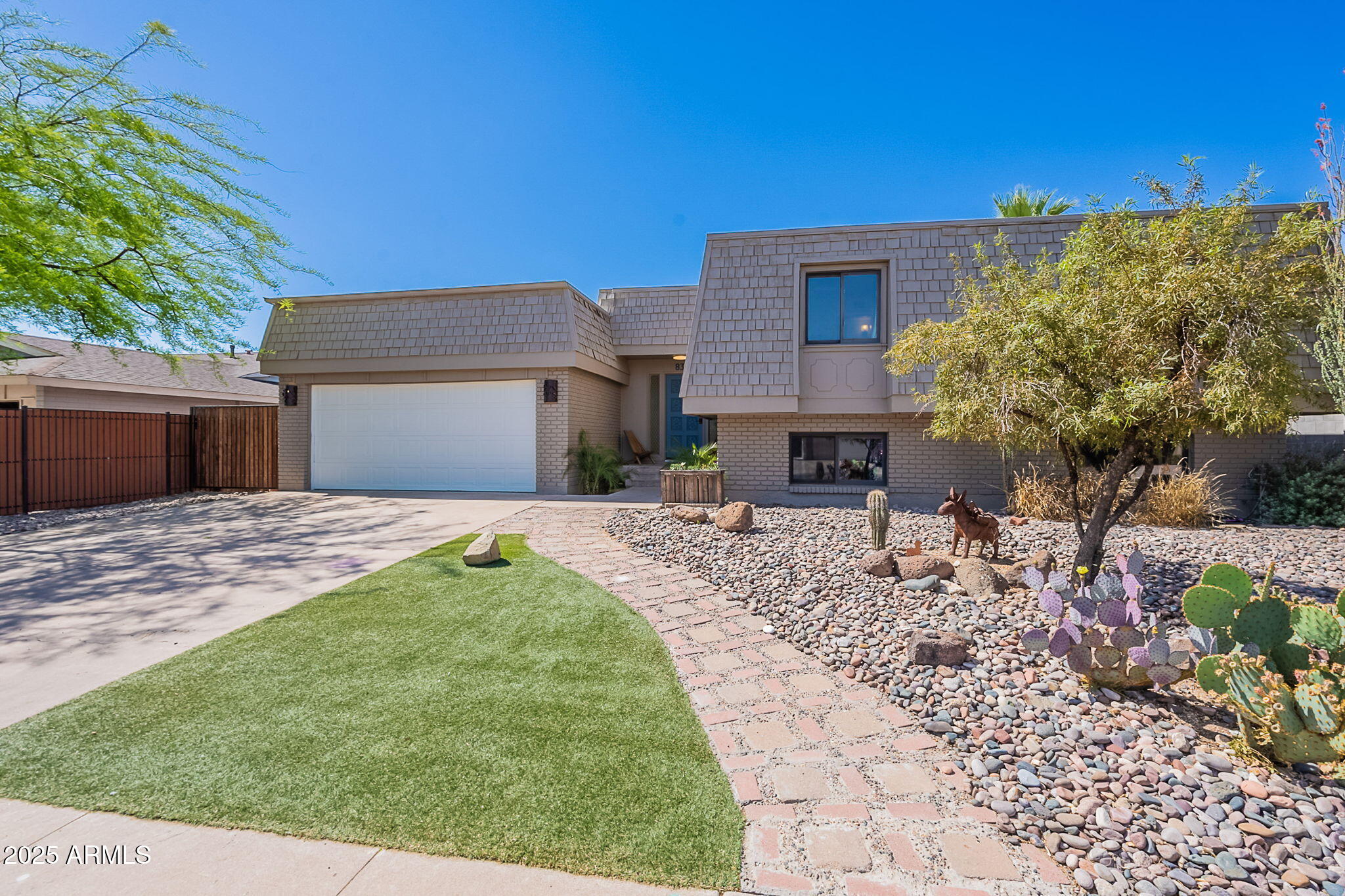 8307 E BUENA TERRA Way