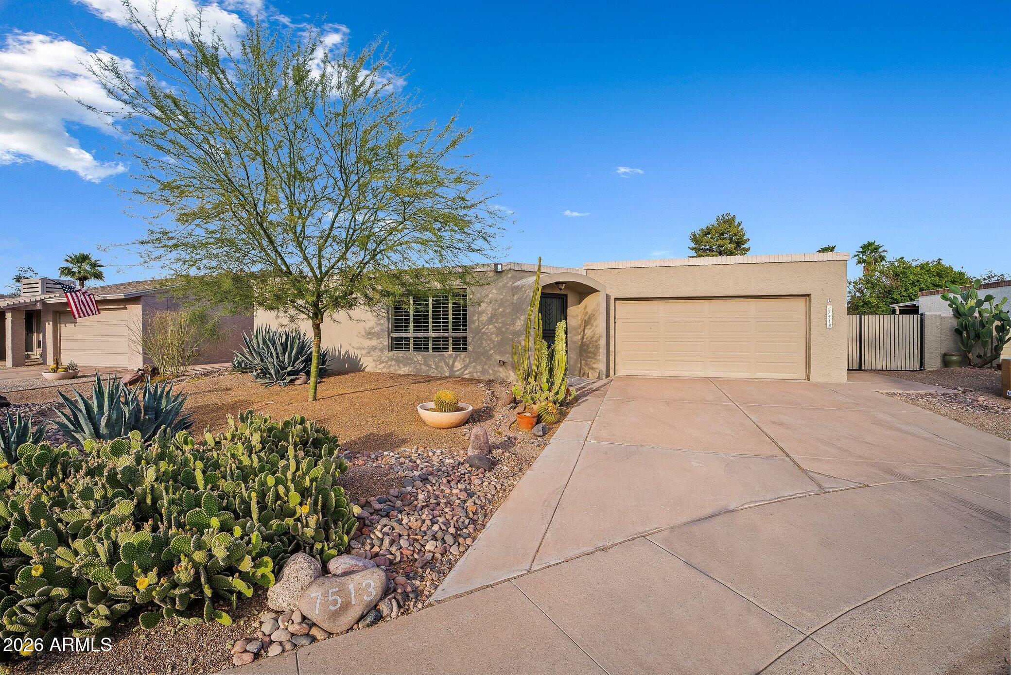 7513 N VIA DE MANANA --