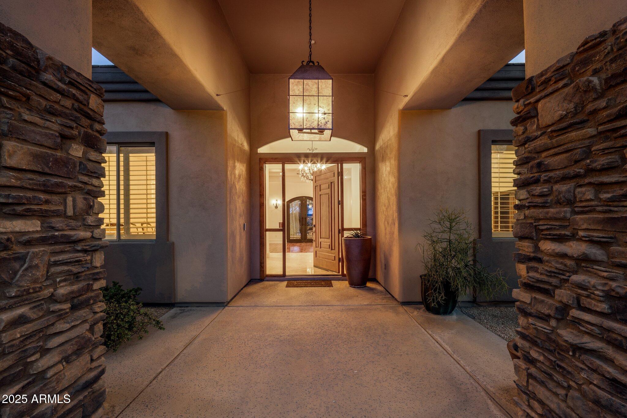 9417 E CHARTER OAK Drive
