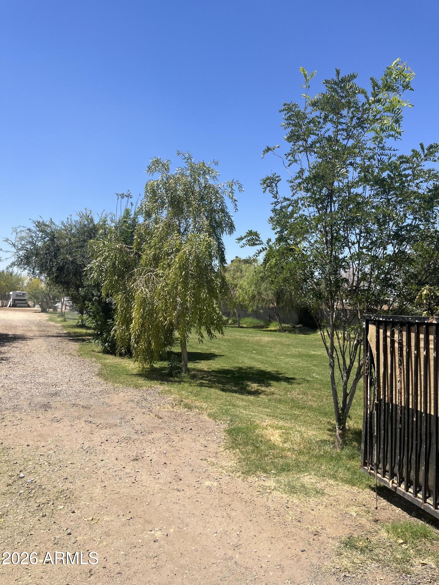 16069 W MYRTLE Avenue -/-/