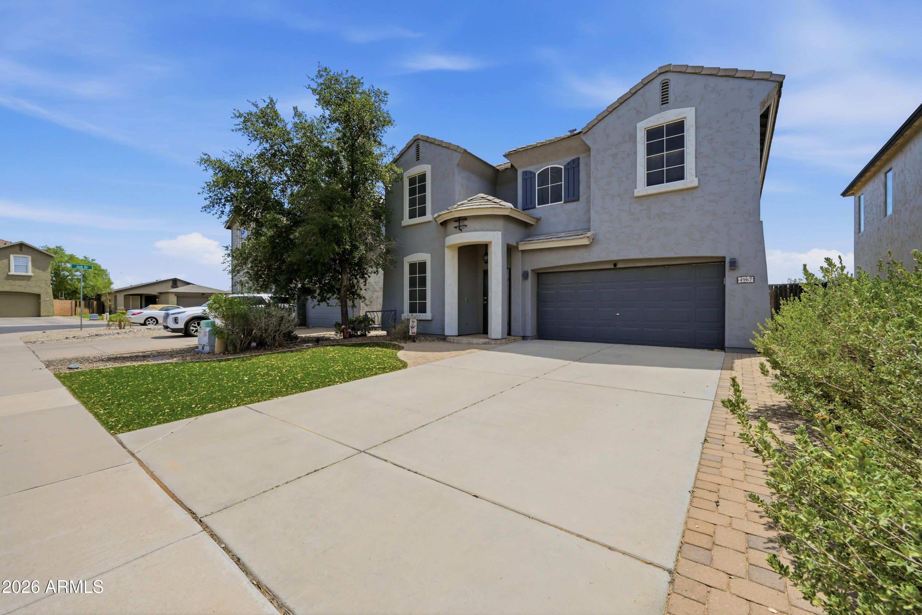 4967 E MEADOW LARK Way