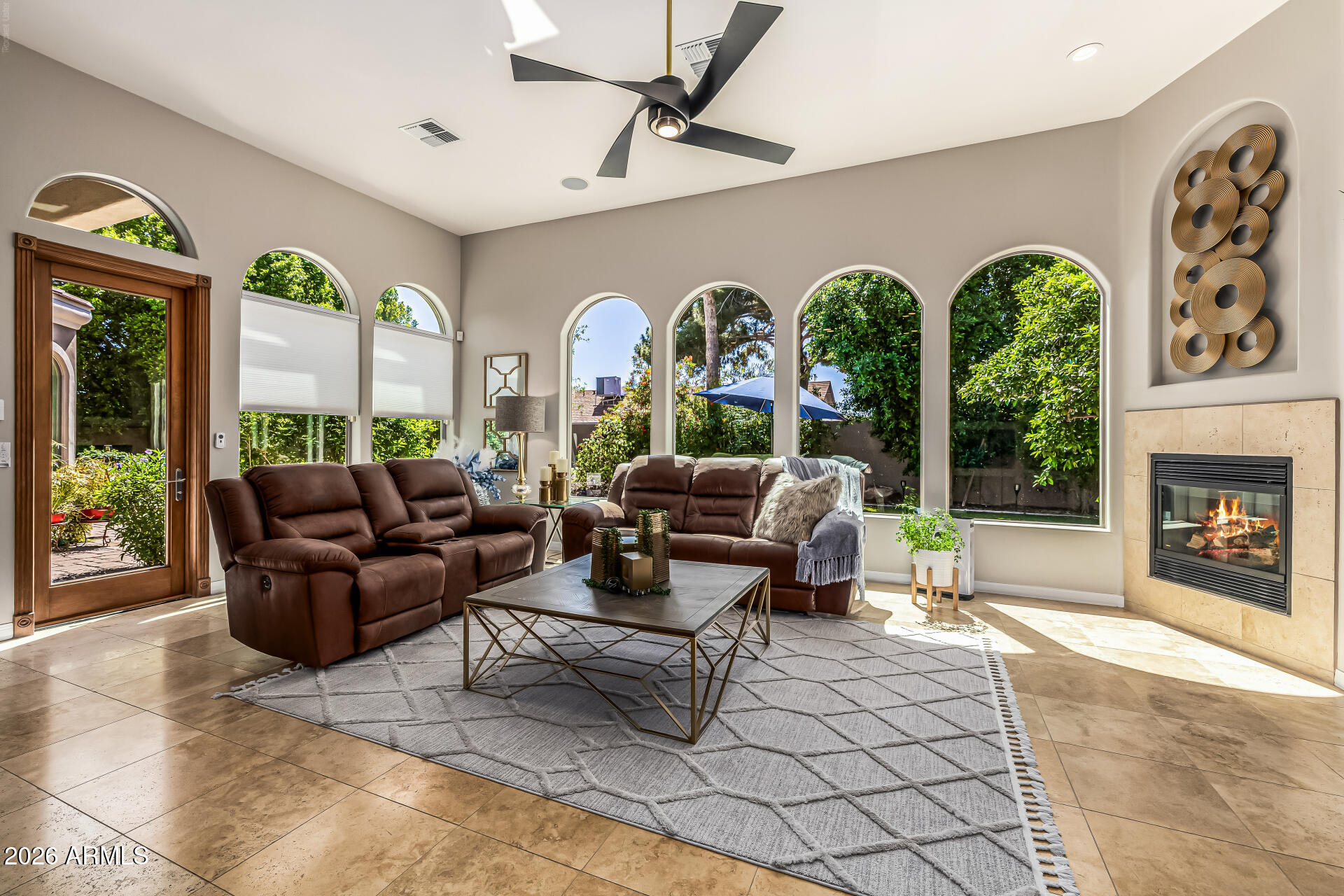 4477 E STANFORD Avenue