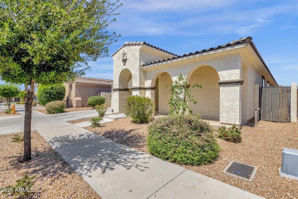 Photo of 22472 E Sonoqui Boulevard, Queen Creek, AZ 85142 (MLS # 7033928)