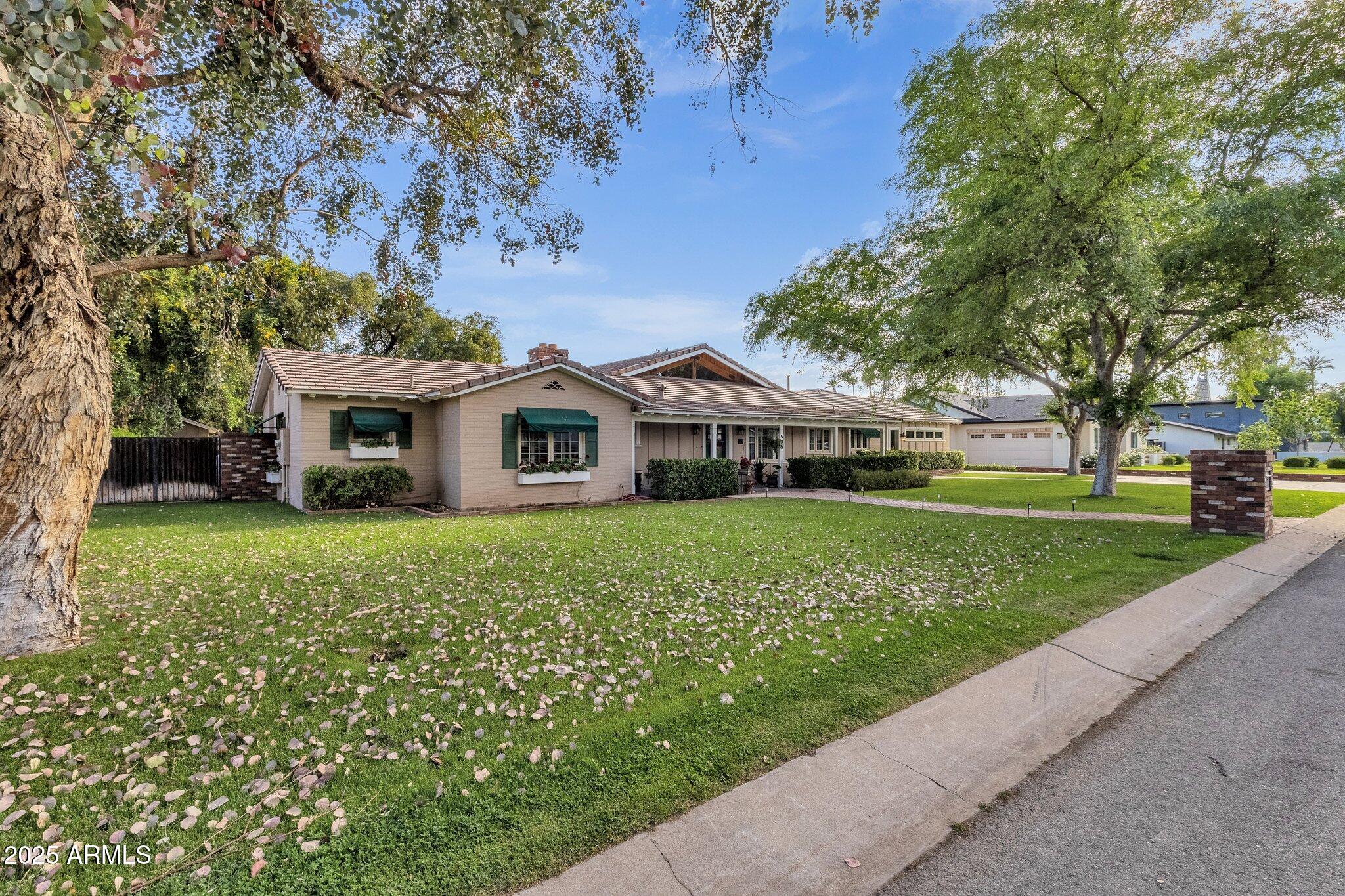 505 W LAMAR Road