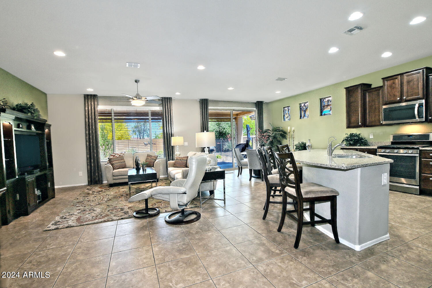 4394 N HUMMINGBIRD Drive