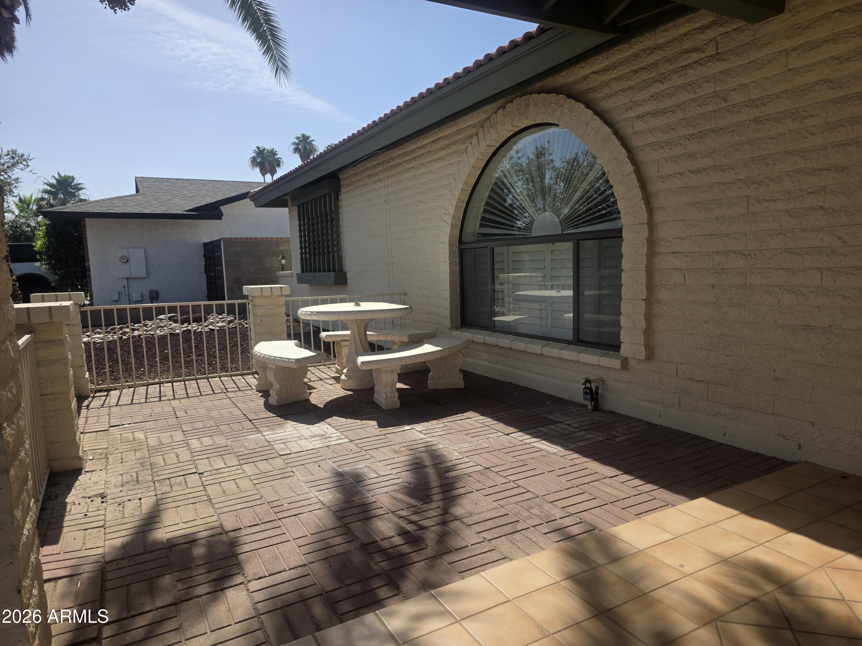 2409 E Jensen Street