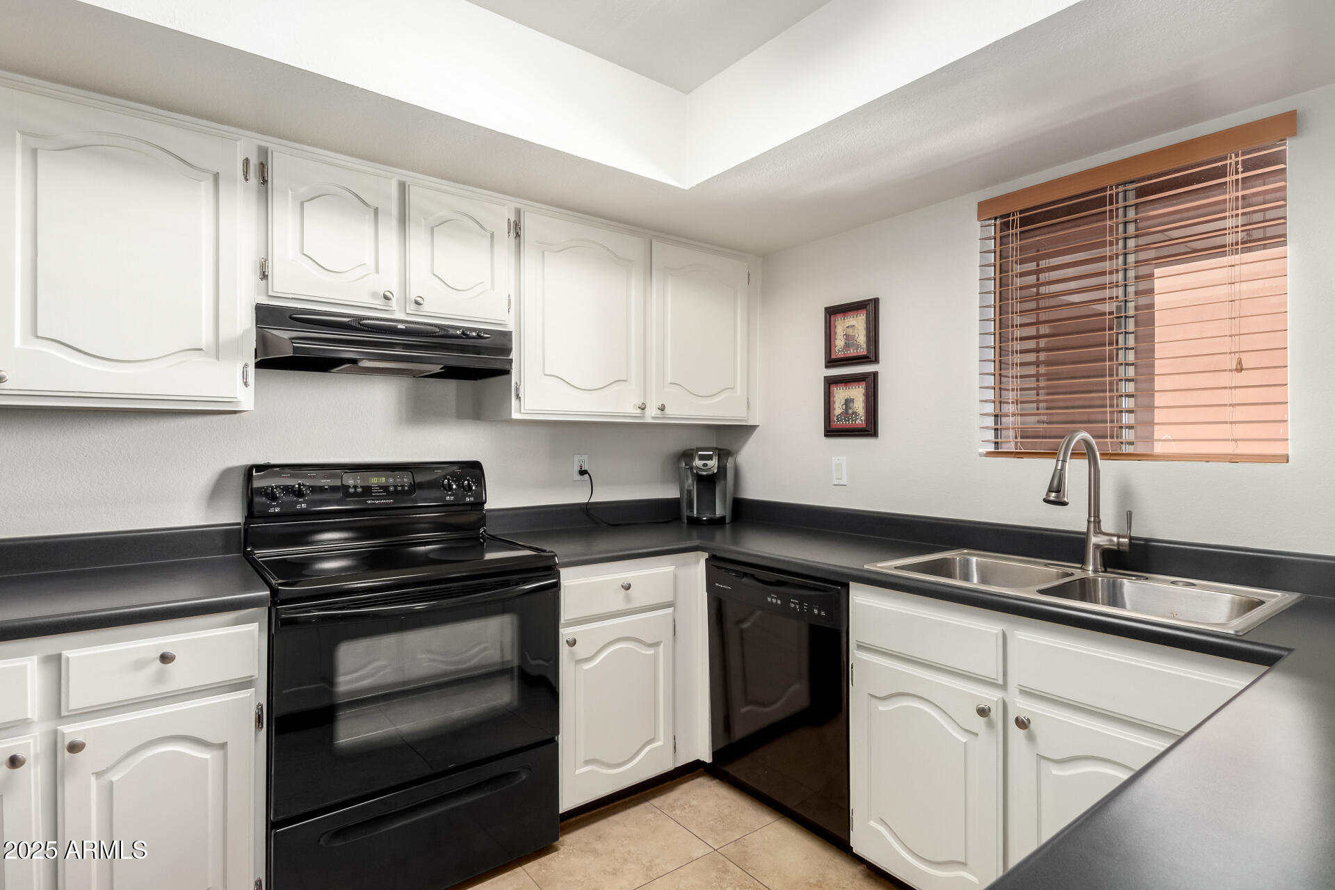 4303 E CACTUS Road 408