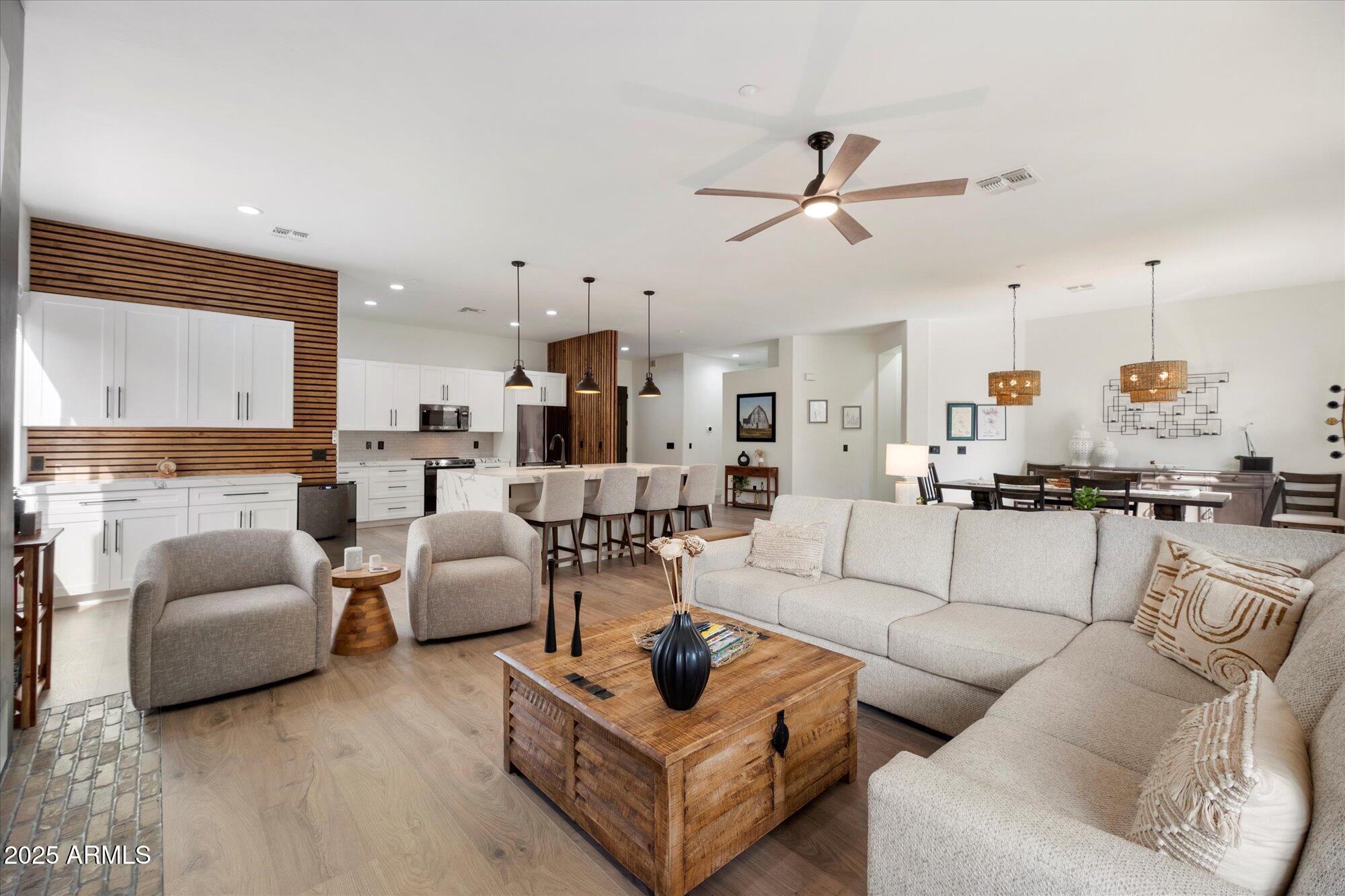 10559 E Sheena Drive