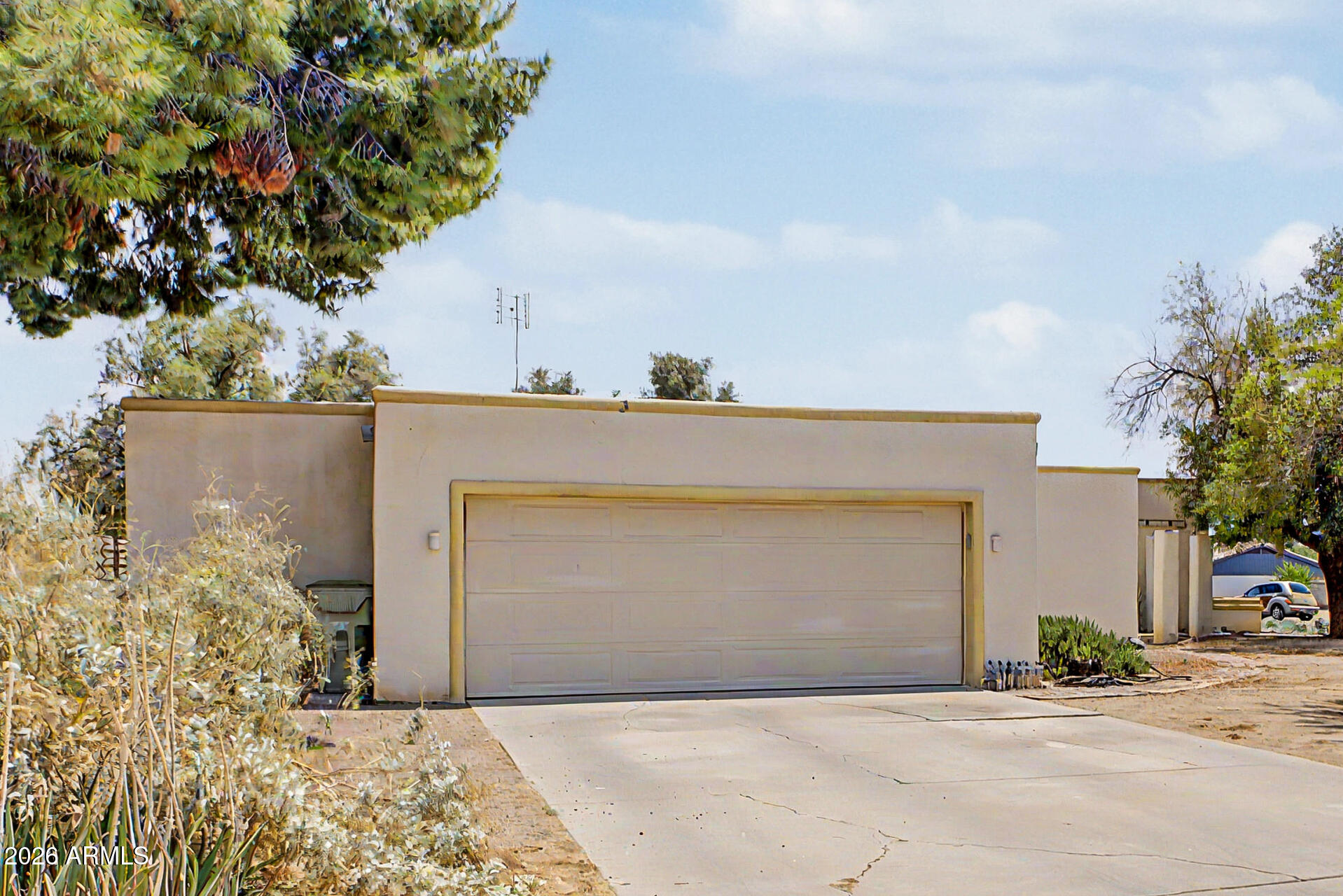 18017 N EVERSON Drive