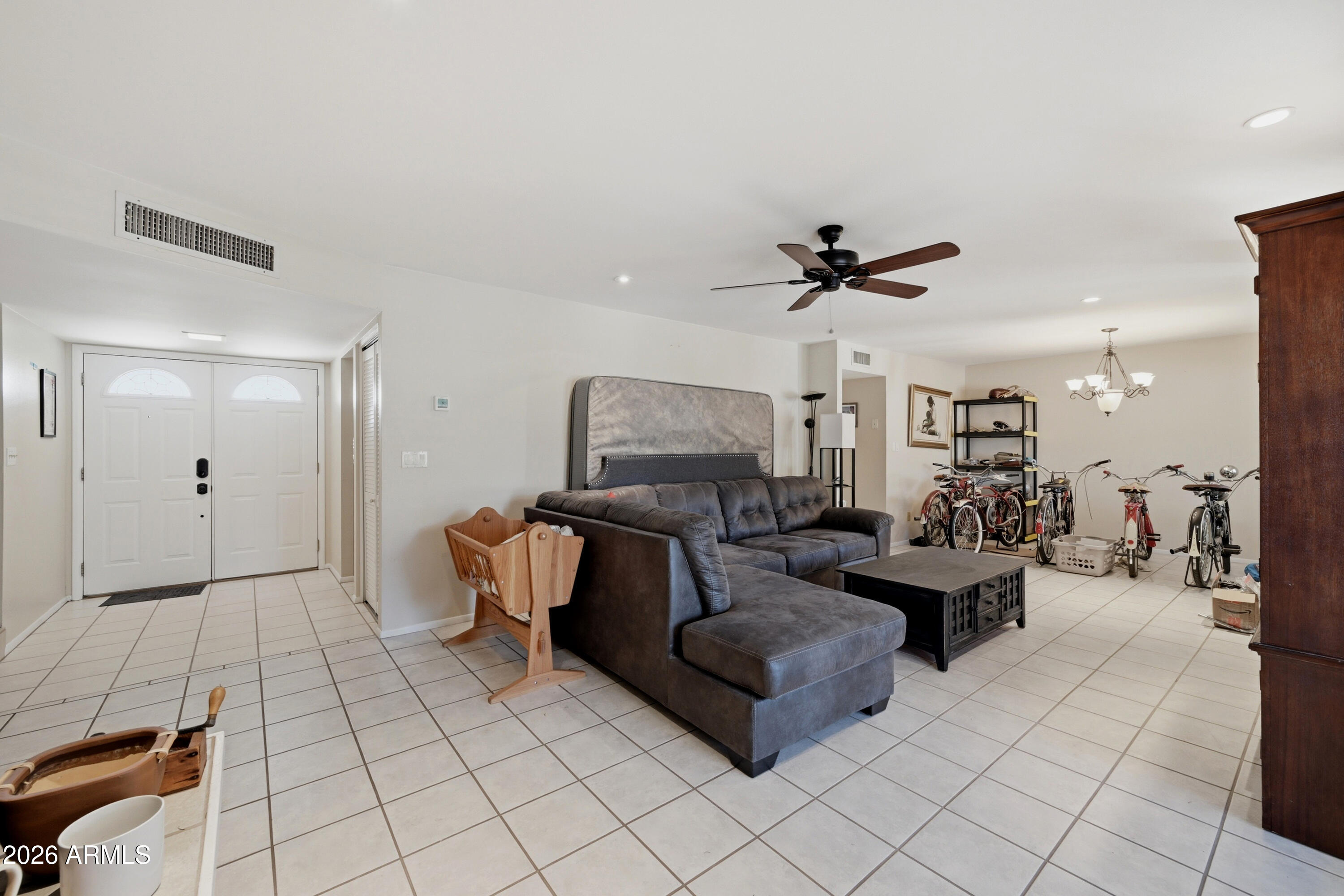 8720 E BONITA Drive
