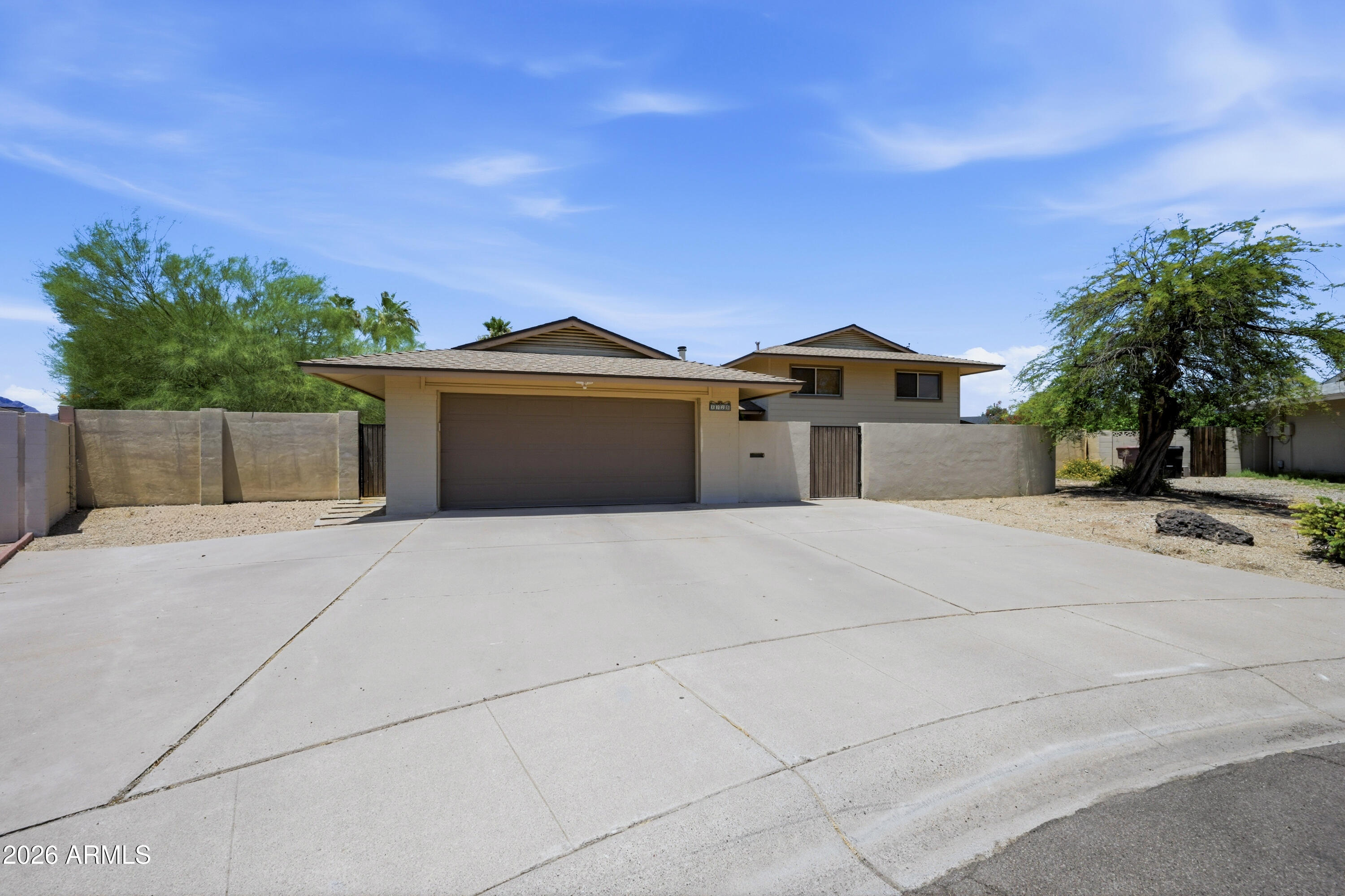 8720 E BONITA Drive