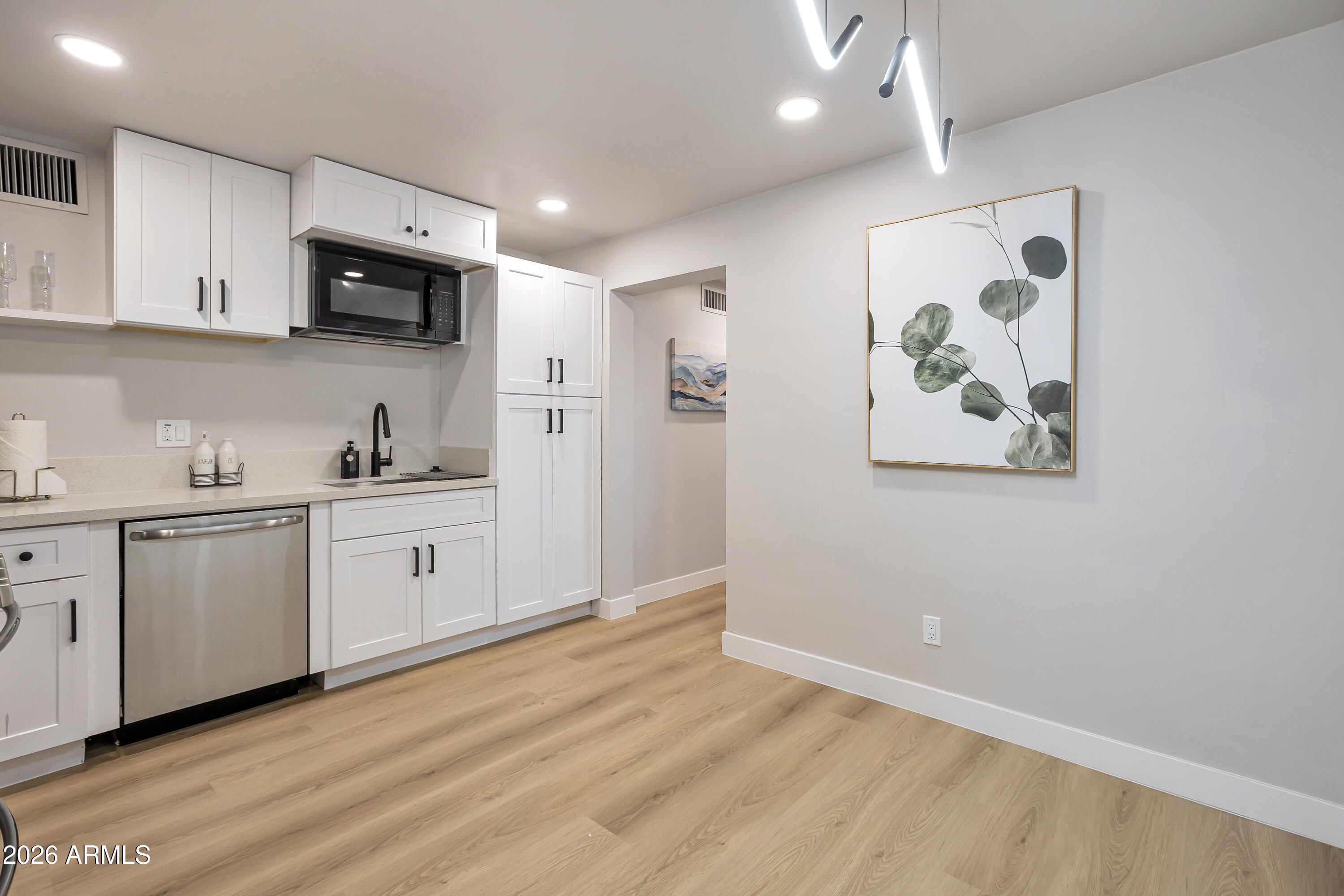 1547 W COCOPAH Street