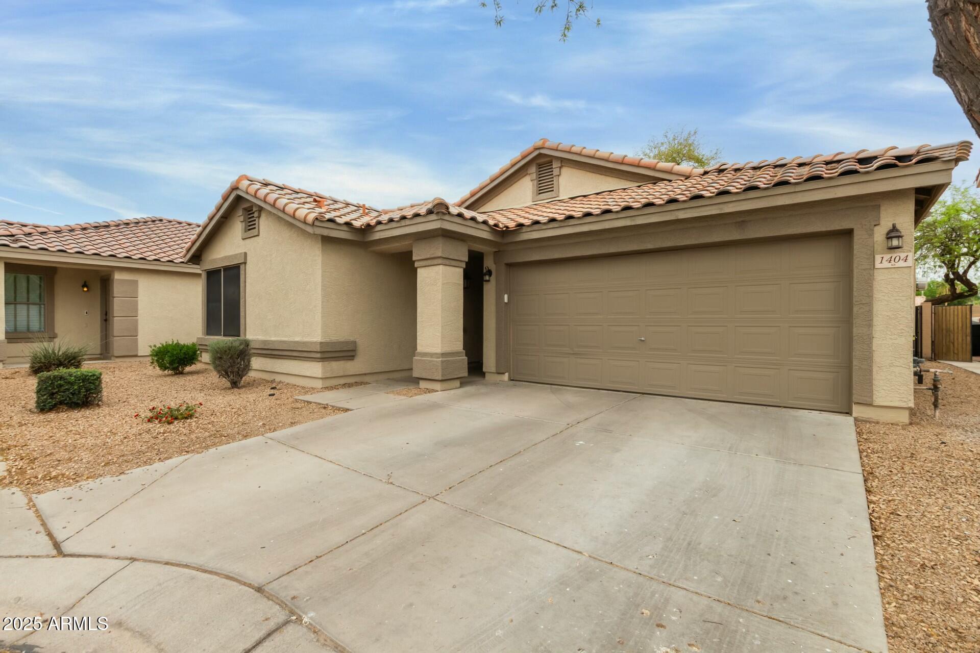 1404 S CROSSBOW Court