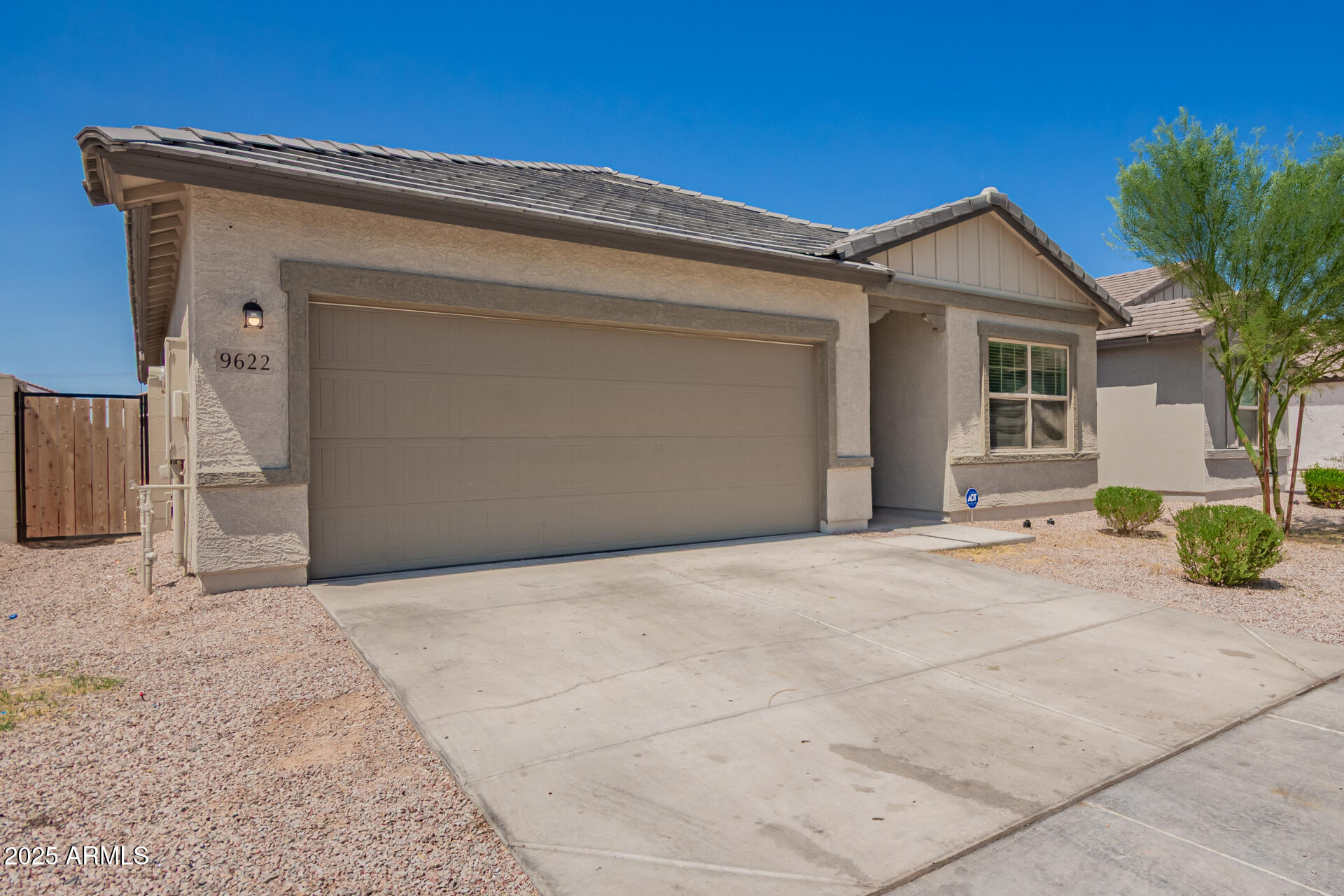 9622 W AGORA Lane
