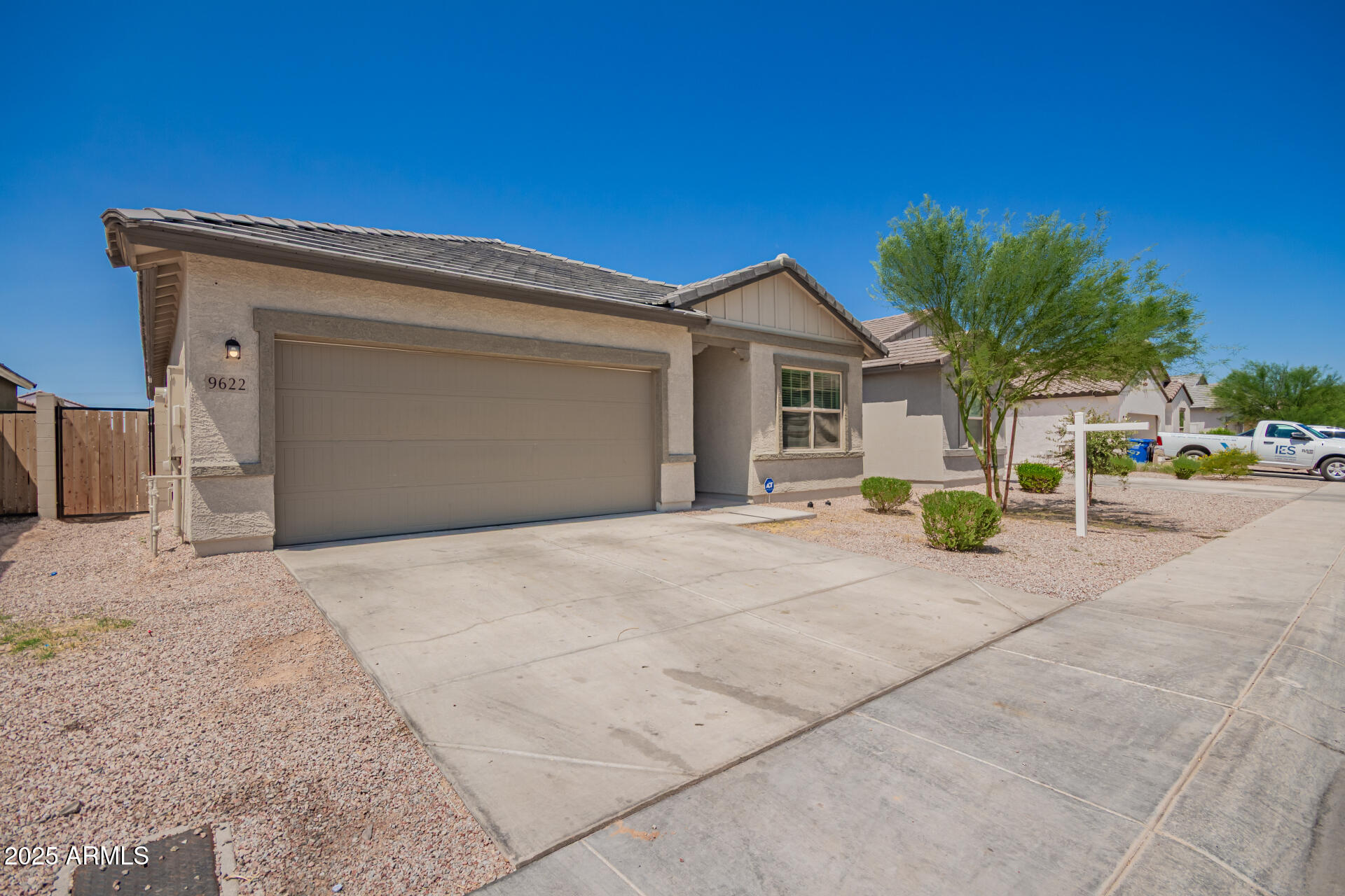 9622 W AGORA Lane