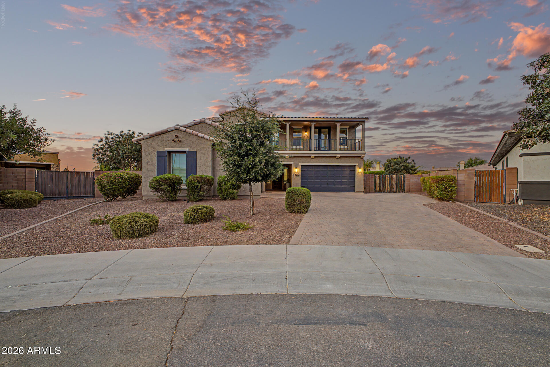 1180 E IBIS Street