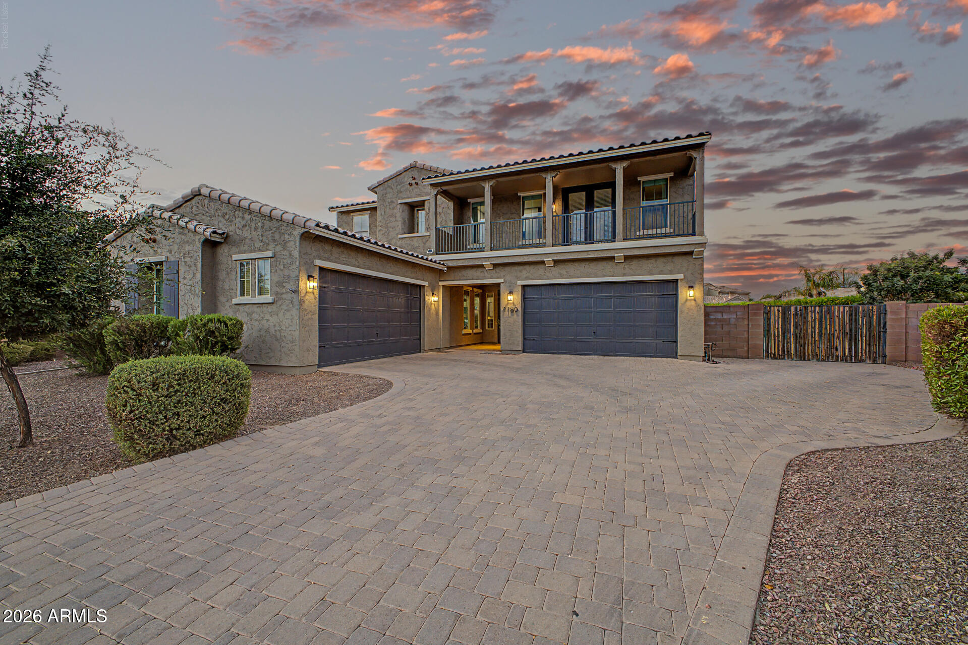 1180 E IBIS Street