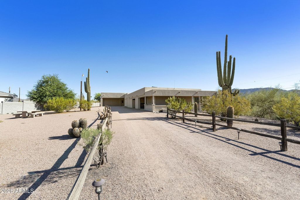 Photo of 10646 E Jensen Street, Mesa, AZ 85207 (MLS # 7049814)
