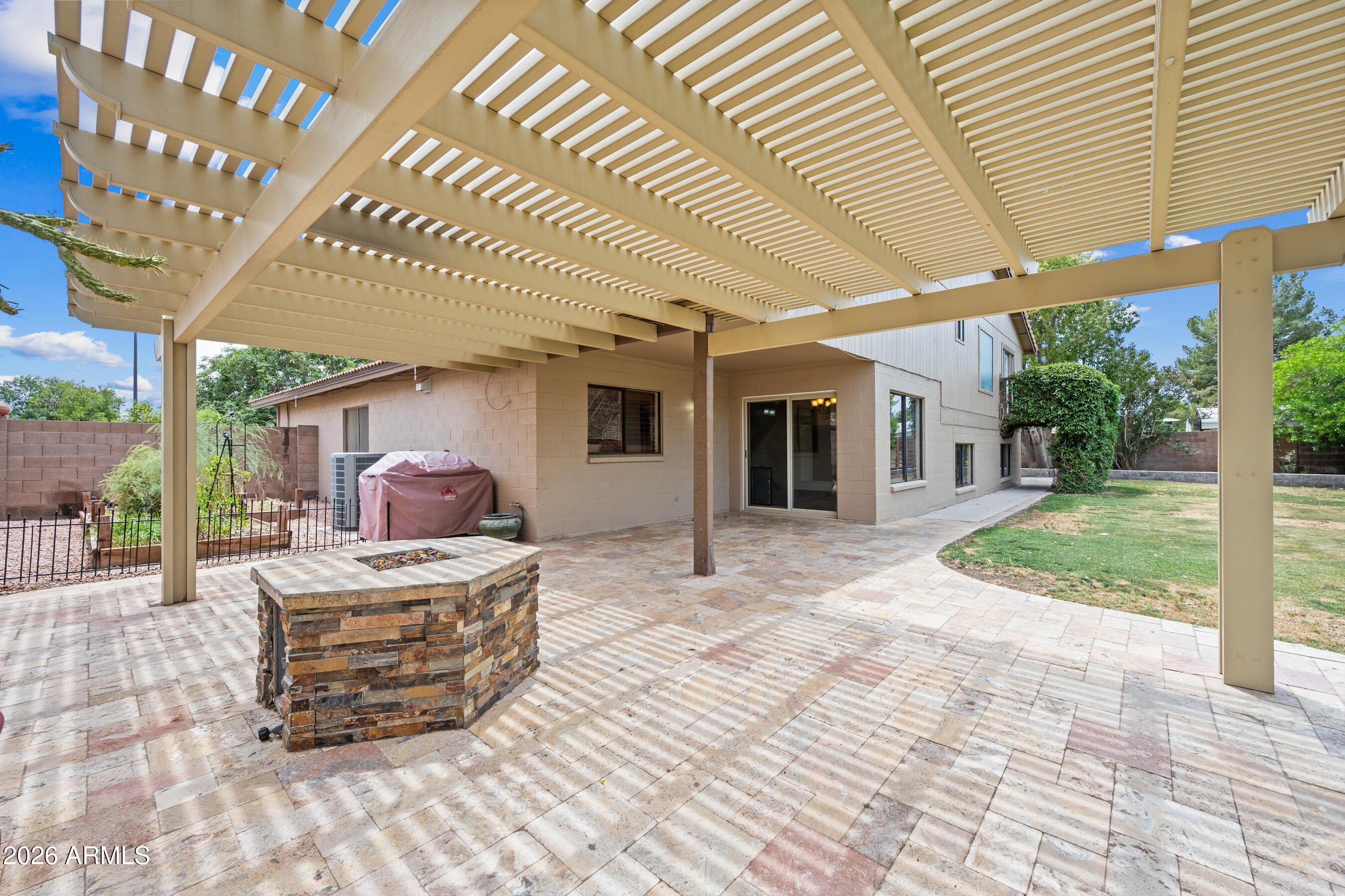 SPRING MEADOWS COMMONS LOT 1-92 TR A-C - Residential