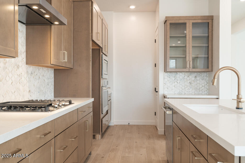 1324 E PRESCOTT Street