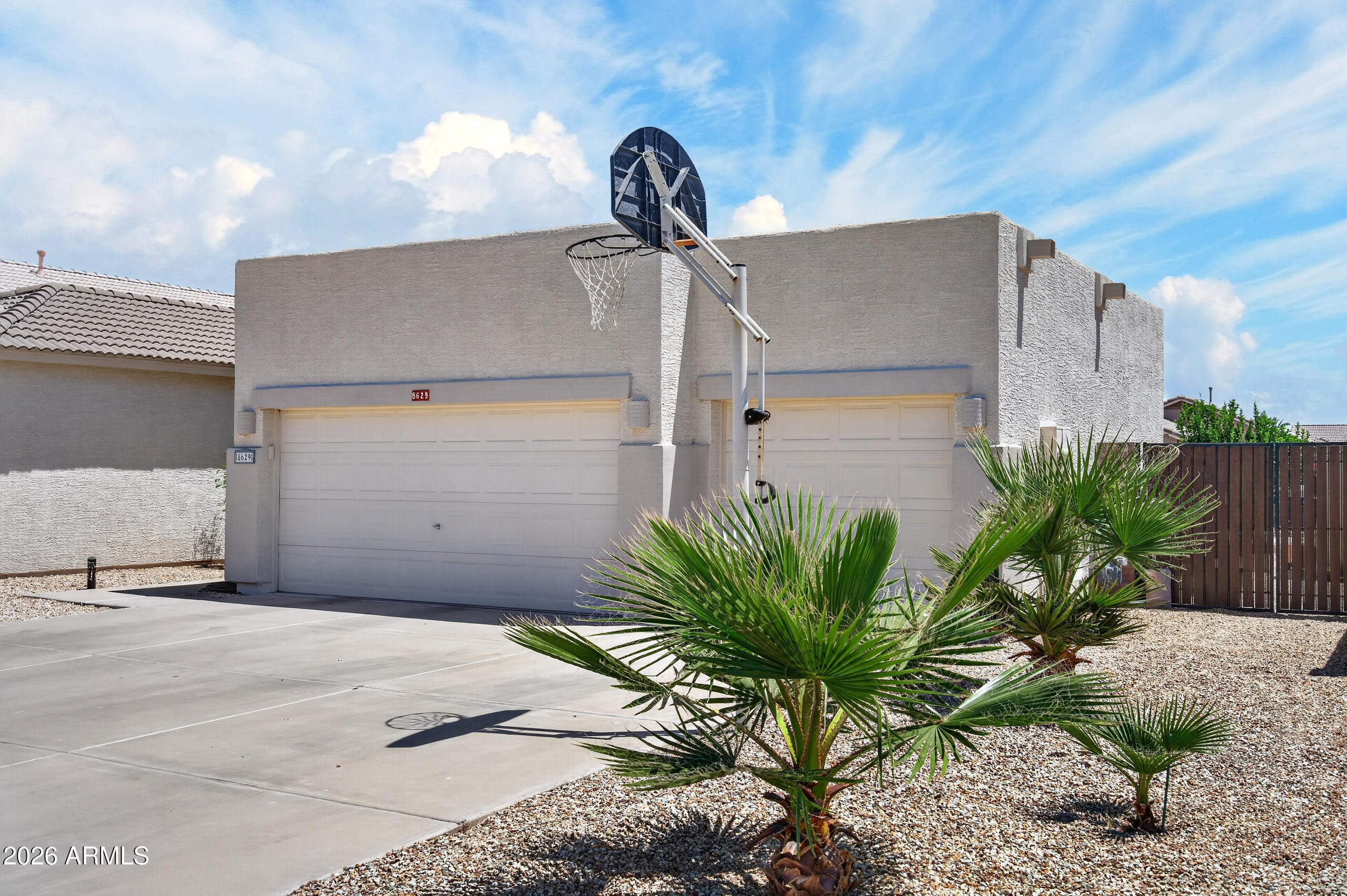 8629 W JENAN Drive