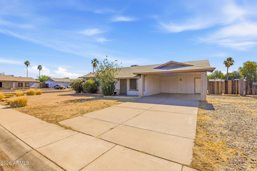 Photo of 9623 N 70th Drive, Peoria, AZ 85345 (MLS # 7030303)