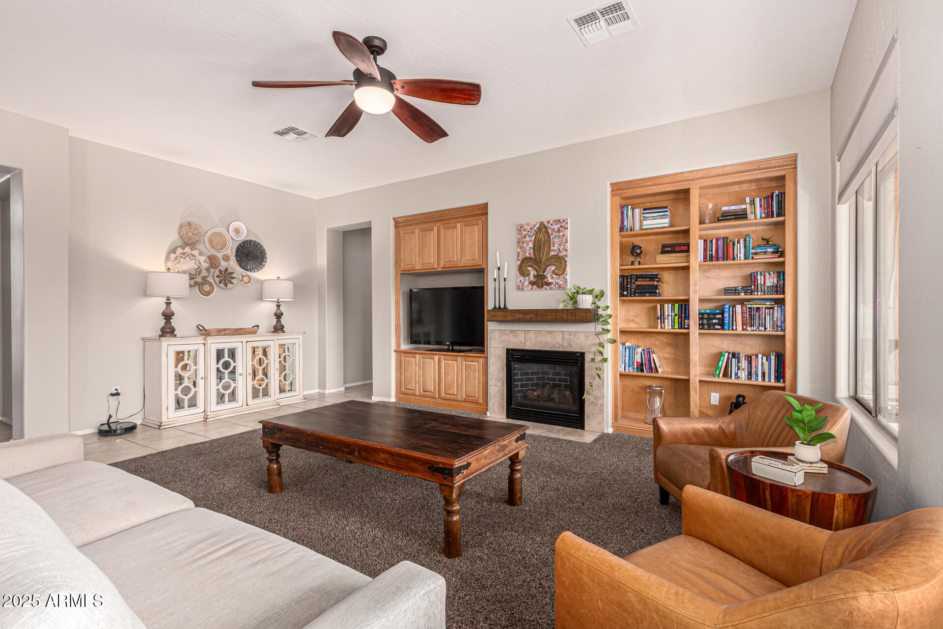 8211 E APACHE PLUMB Drive