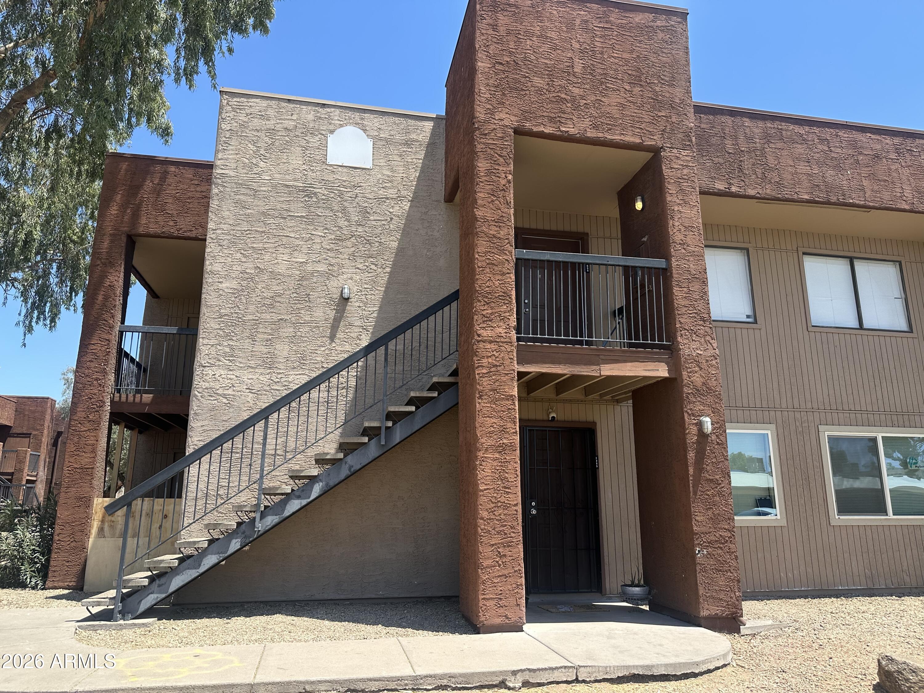3810 N MARYVALE Parkway 2055