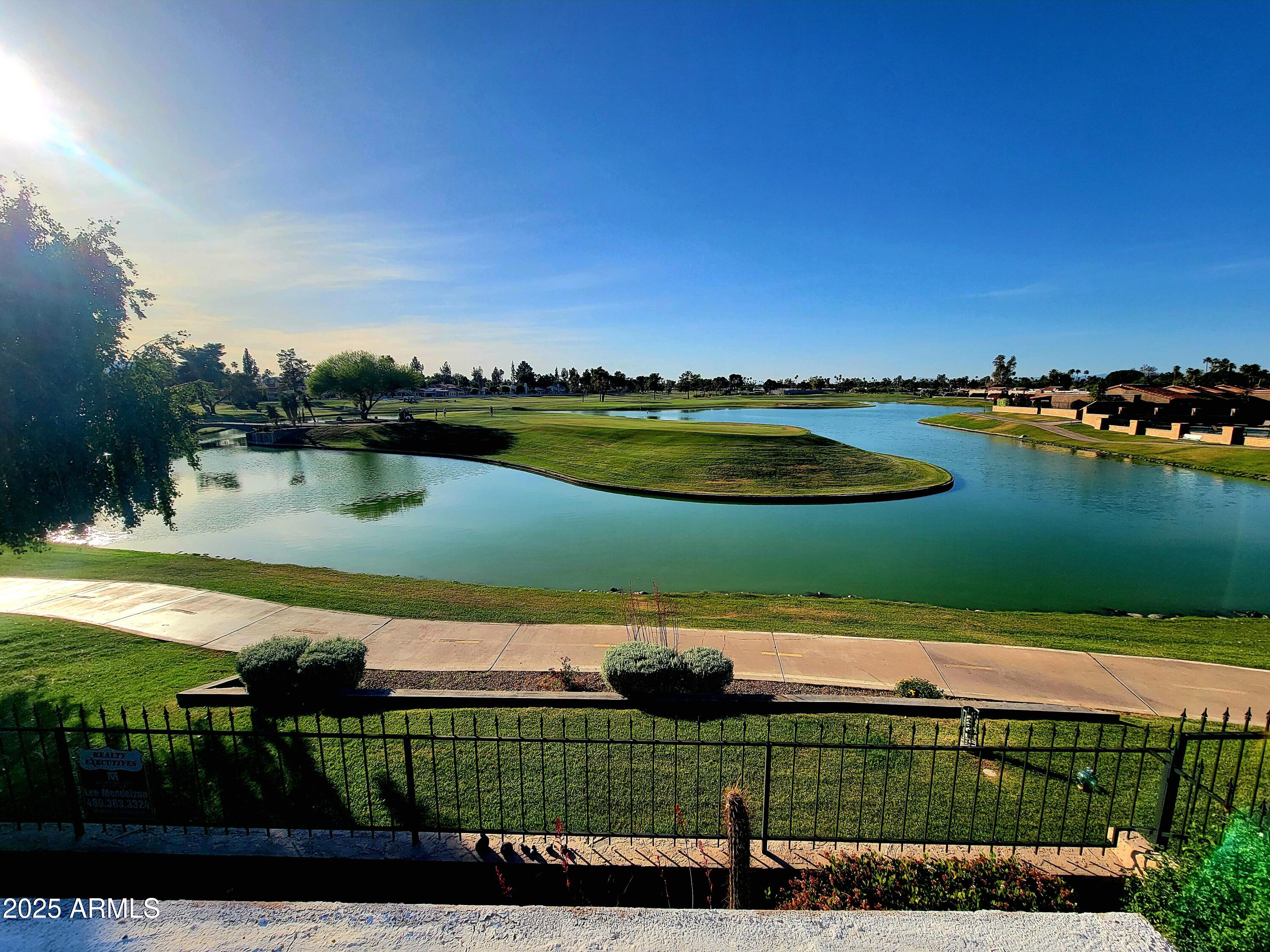 7512 N VIA CAMELLO DEL SUR --