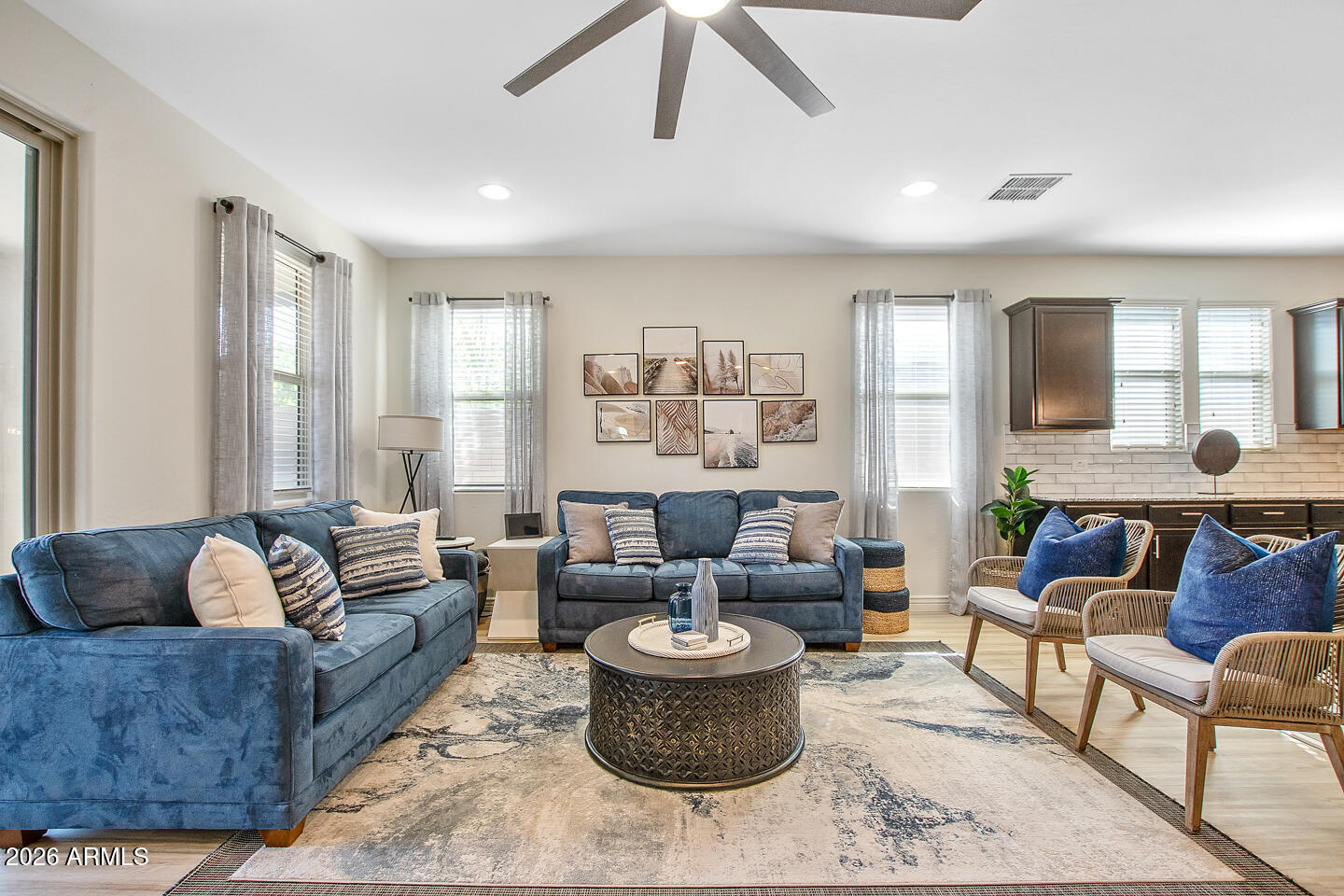 10044 E WAVELENGTH Avenue