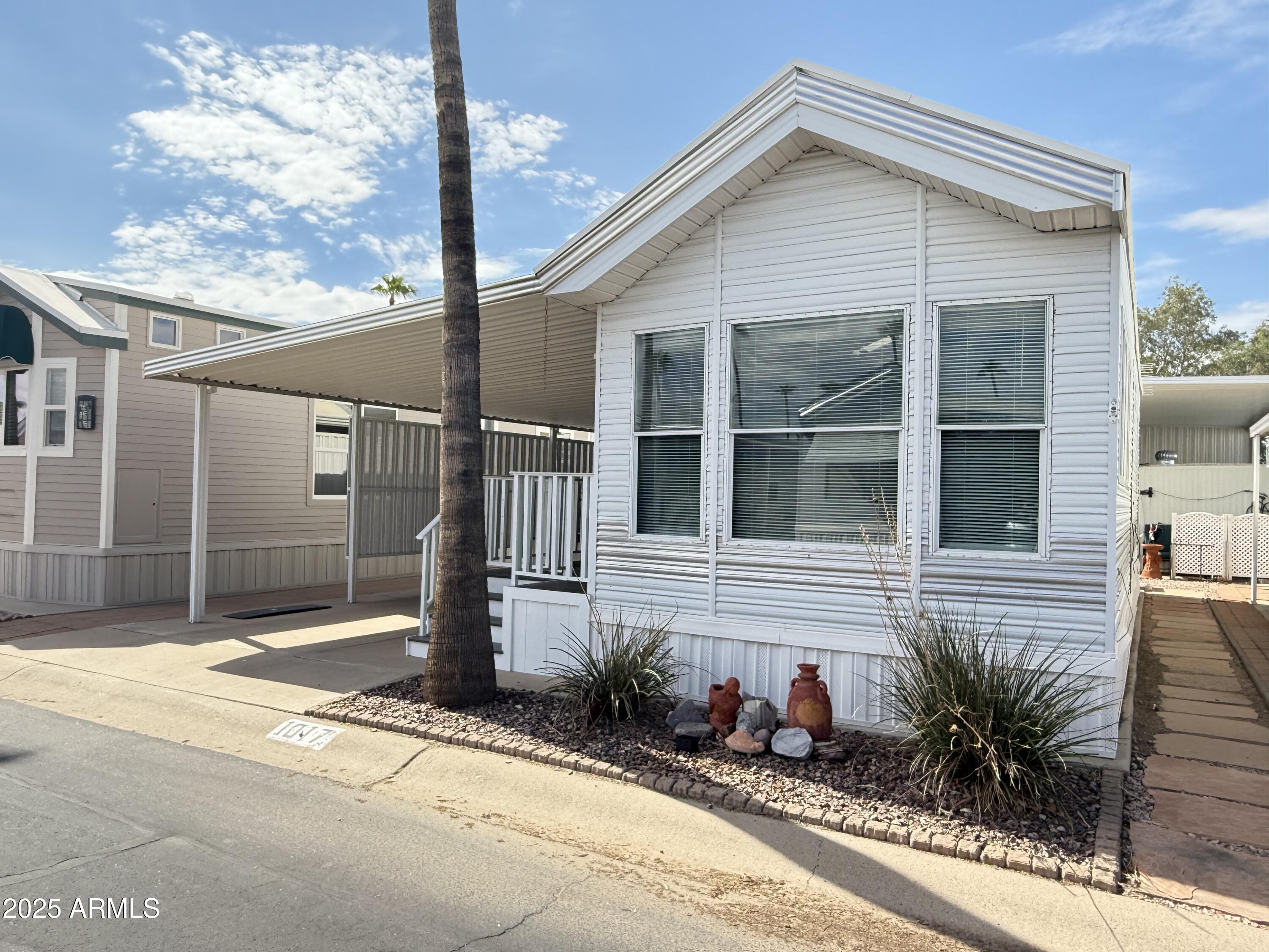 1017 PROSPECTOR Drive