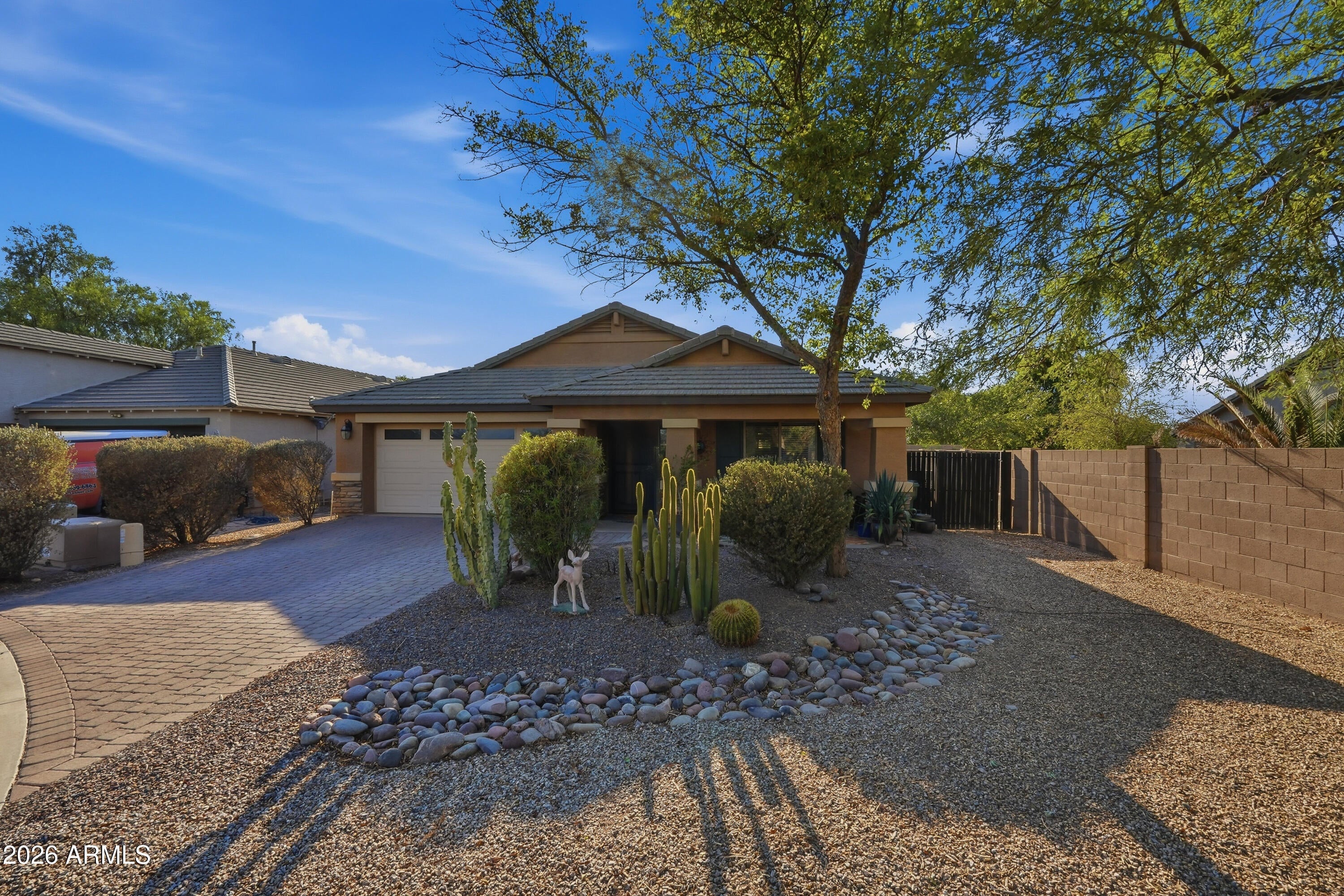 1929 N Sondra Court Court