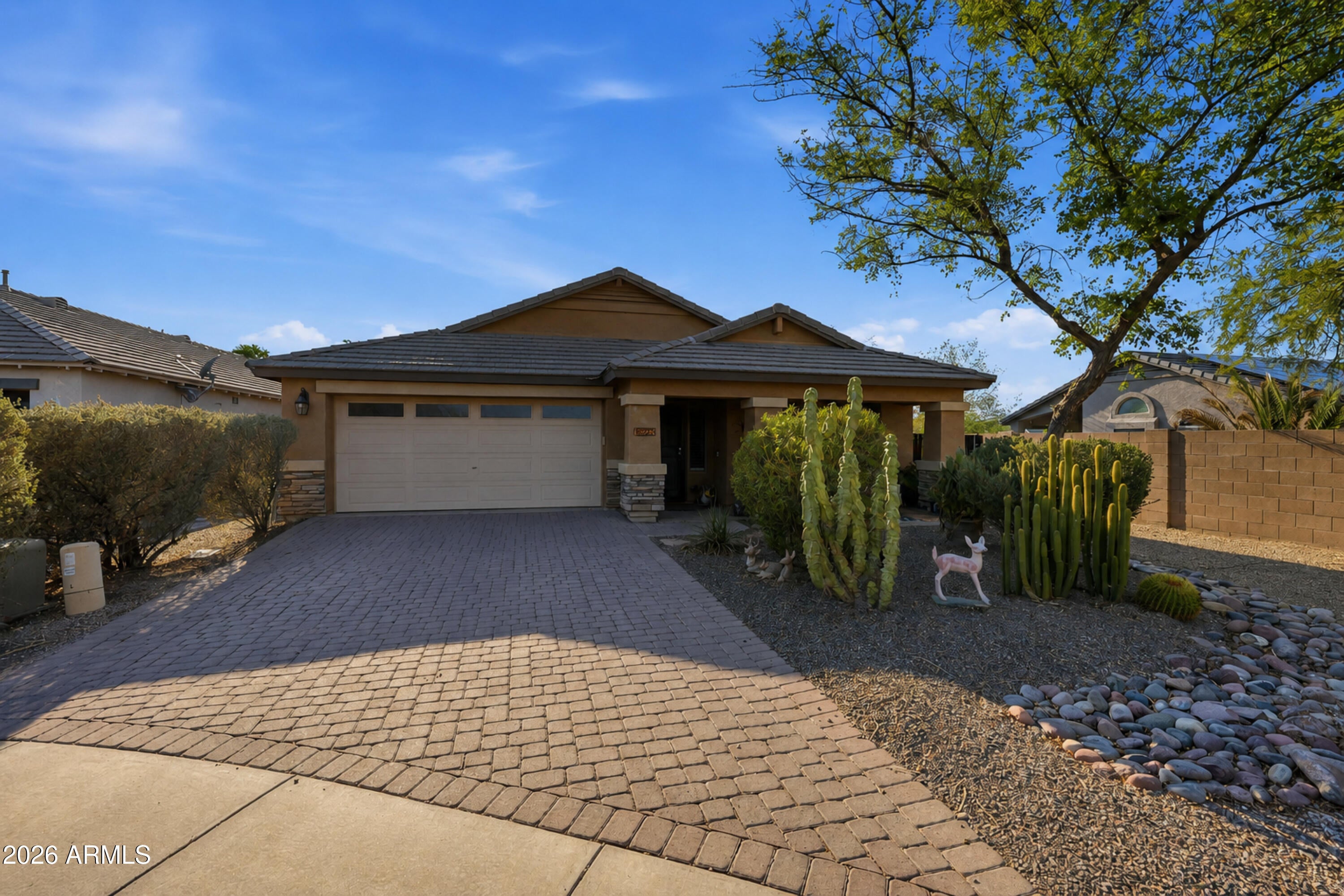 1929 N Sondra Court Court