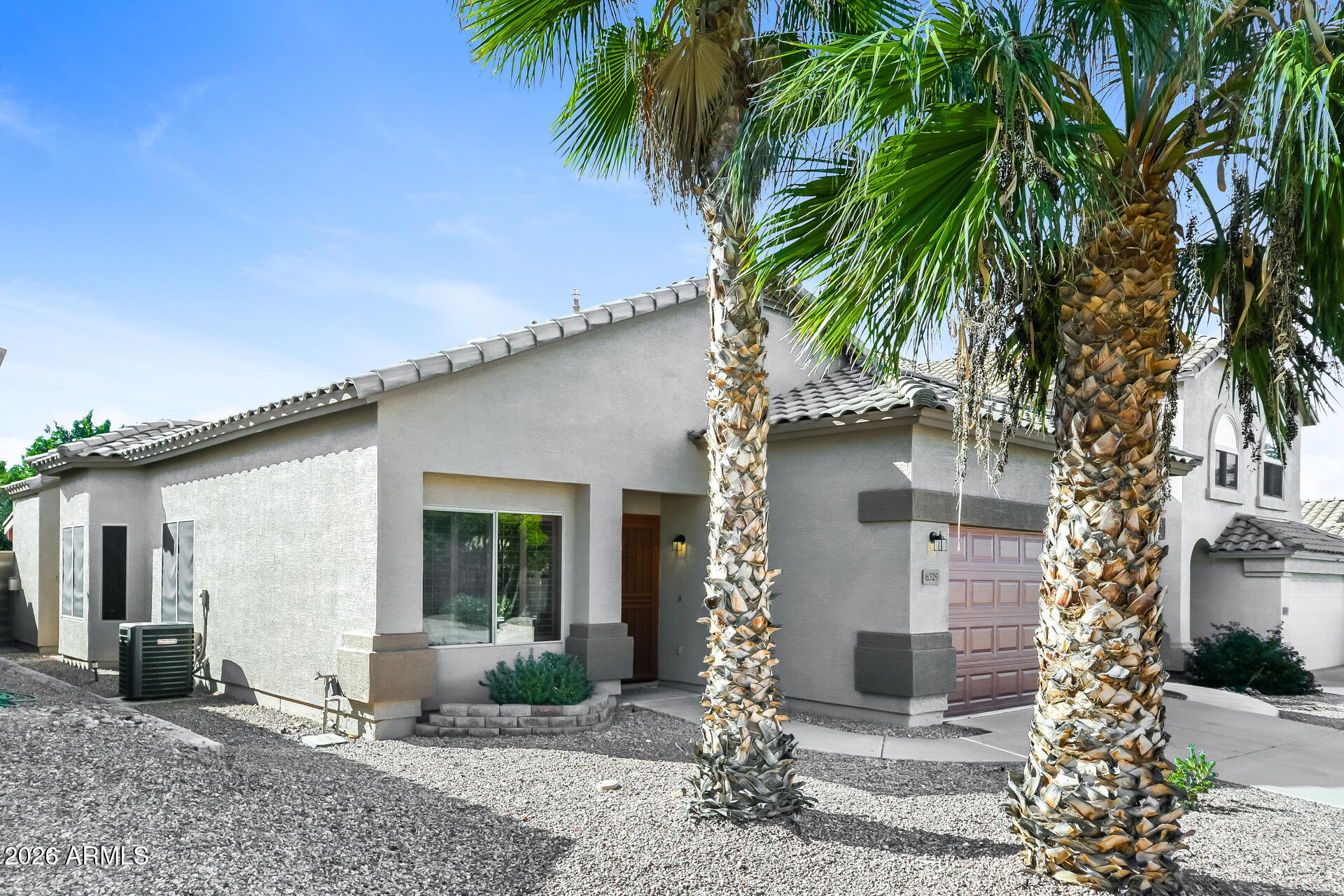 6329 W DESERT HOLLOW Drive